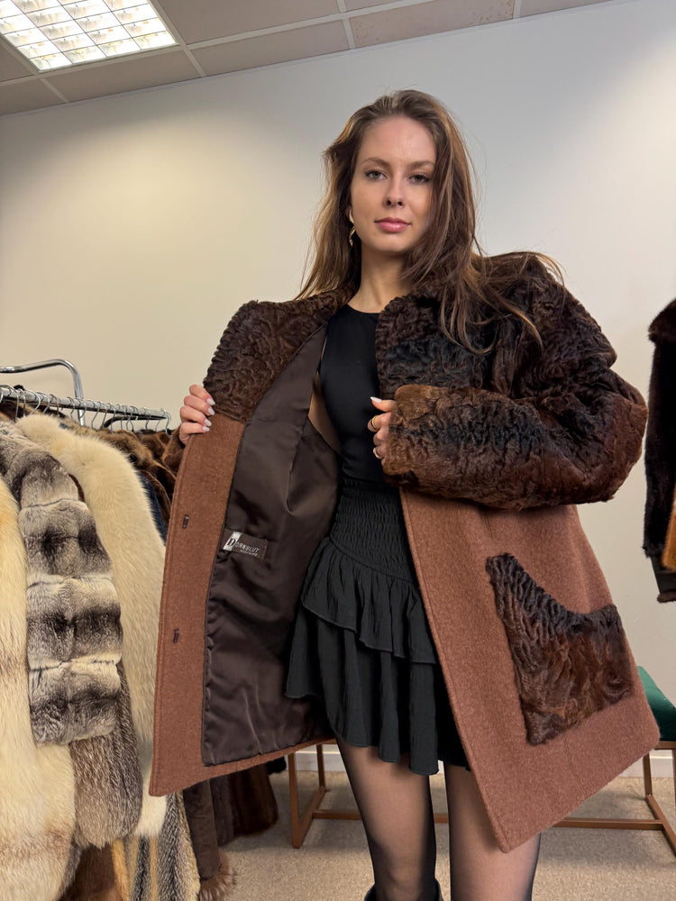 Brown Astrakhan Coat, Outlet Fur Coat, M/L Size, Thick Astrakhan Fur, Real Astrakhan Coat, Vintage Fur Coat
