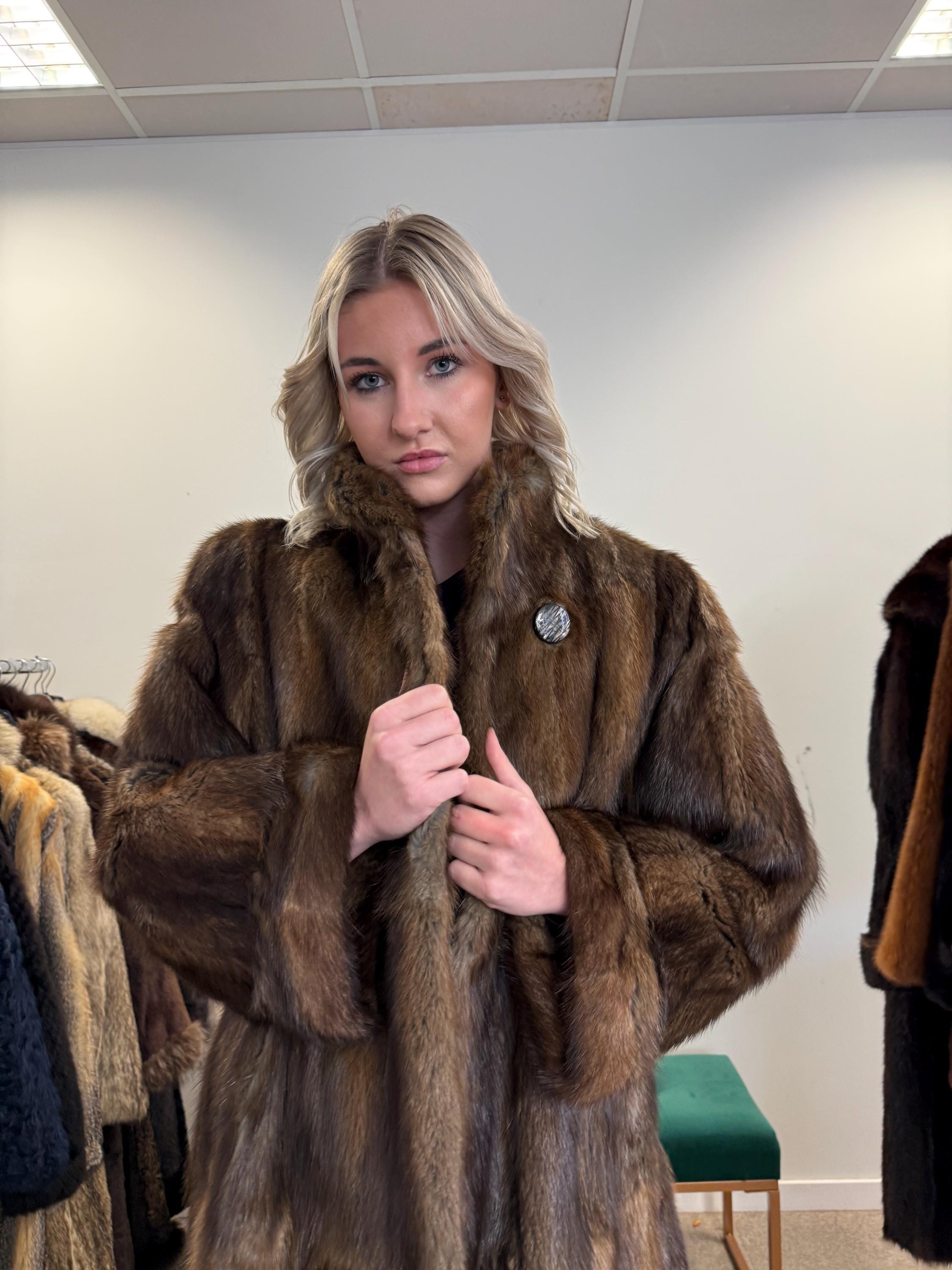 Long Bisam Fur Coat, Large Size, Bisam Fur Coat, Real Fur Coat, Bisam Fur, Vintage Fur Coat, Women's Coat, Thick Fur Coat, Brown Bisam Coat