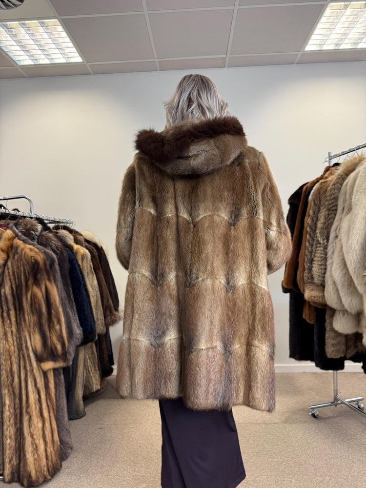 Muskrat Fur Coat, Hooded Muskrat Coat, Medium Size, Vintage Fur Coat, Soft Muskrat Coat, Brown Fur Coat, Women's Fur Coat, Real Muskrat Fur