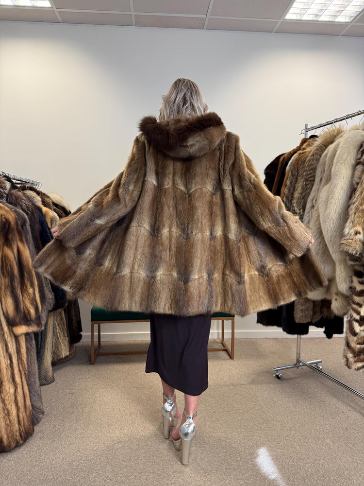 Muskrat Fur Coat, Hooded Muskrat Coat, Medium Size, Vintage Fur Coat, Soft Muskrat Coat, Brown Fur Coat, Women's Fur Coat, Real Muskrat Fur