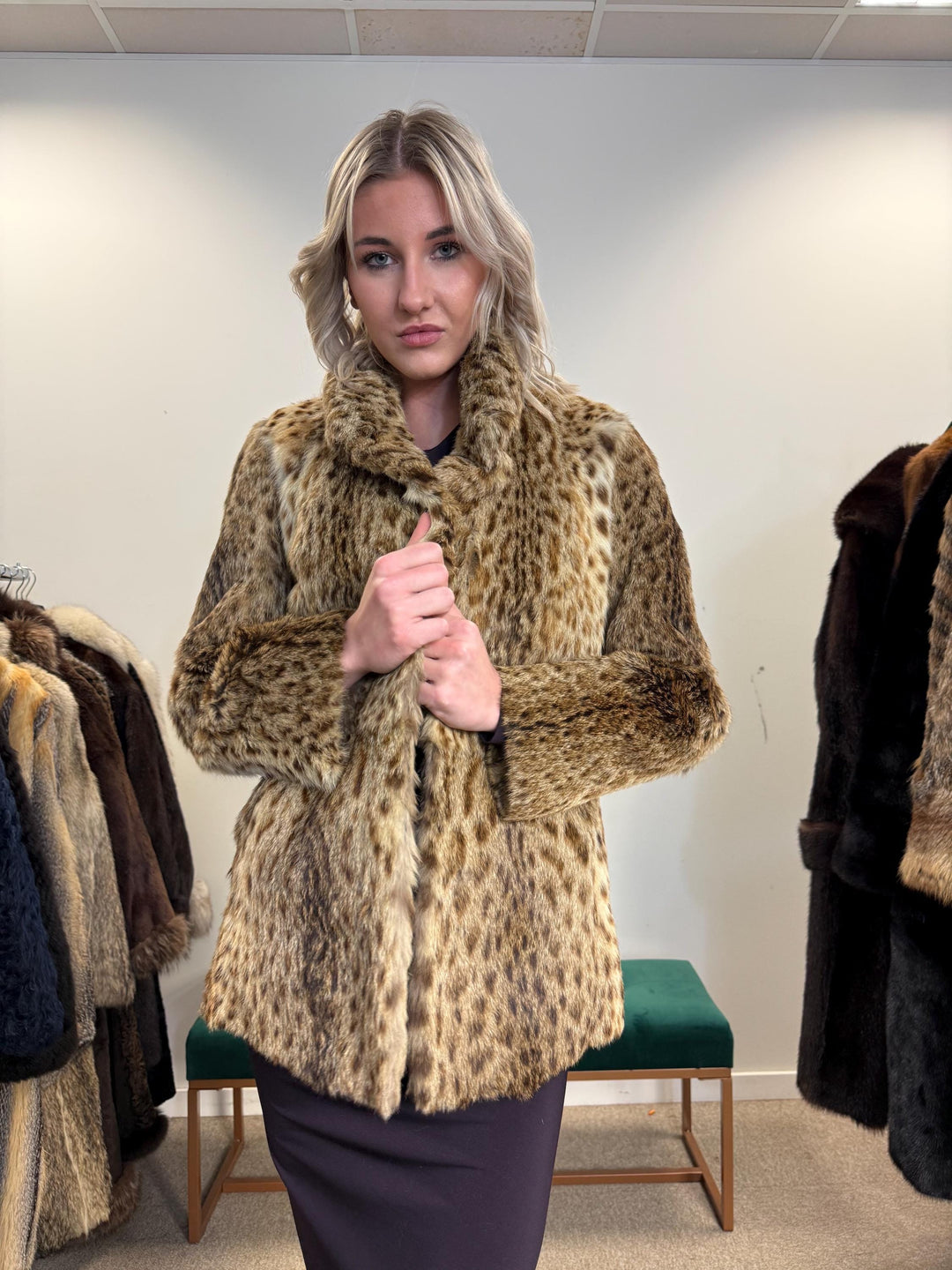 Lynx Fur Jacket, XS Size, Real Fur Jacket, Vintage Fur Coat, Lynx Fur, Real Lynx Fur Coat, Women's Fur Coat, Luxurious Jacket, Lynx Fur, XS