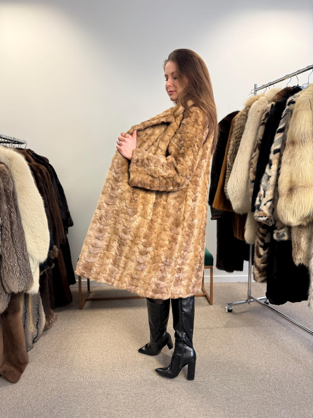 Pastel Mink Coat, Medium Size, Women's Fur Coat, Pastel Mink Fur Coat, Light Luxury Fur Coat, Full-Length Mink Coat, Pastel Mink, Real Fur