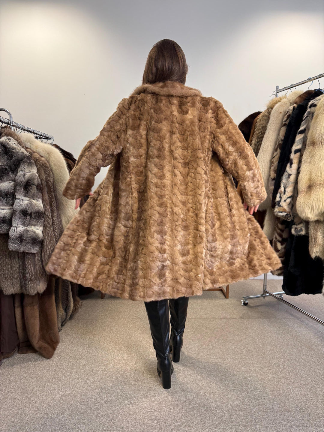 Pastel Mink Coat, Medium Size, Women's Fur Coat, Pastel Mink Fur Coat, Light Luxury Fur Coat, Full-Length Mink Coat, Pastel Mink, Real Fur