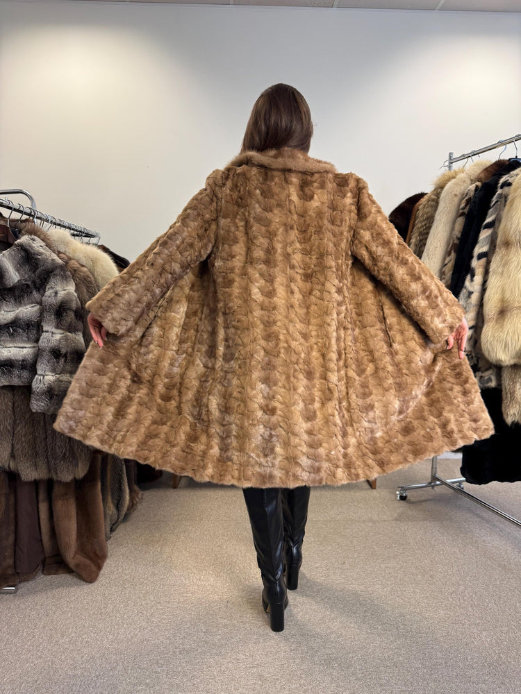 Pastel Mink Coat, Medium Size, Women's Fur Coat, Pastel Mink Fur Coat, Light Luxury Fur Coat, Full-Length Mink Coat, Pastel Mink, Real Fur