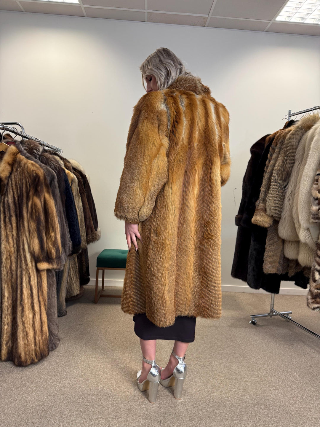 Long Red Fox Coat, Vintage Coat, Medium Size, Fur Coat, Soft Fox Coat, Fur Coats Women, Real Fox Coat, Red Fox Coat, Real Fox Fur, Red Fox