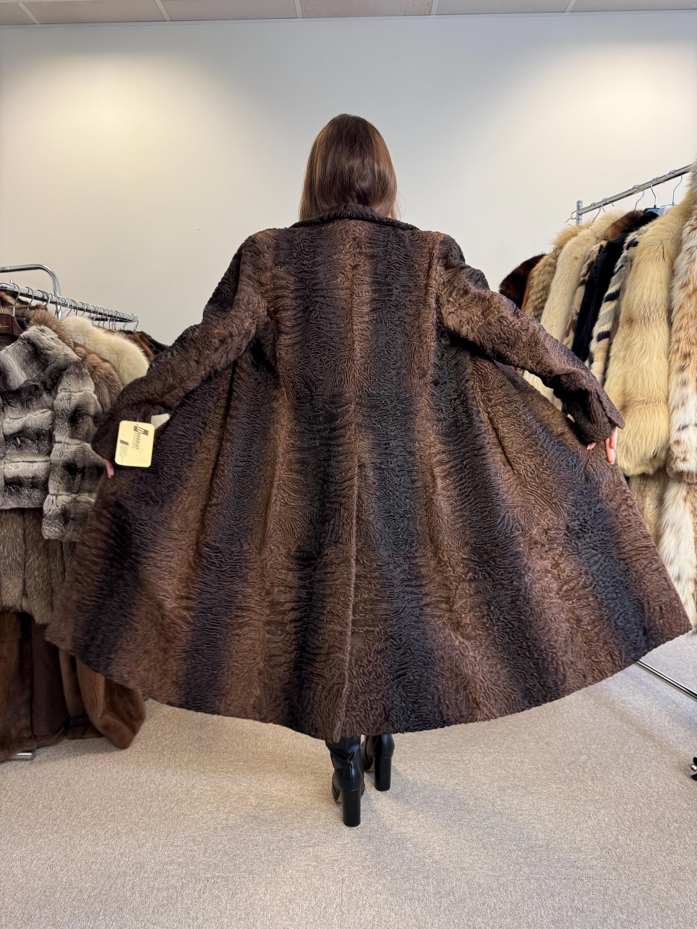 Brown Astrakhan Coat, Medium Size, Thick Fur Coat, Vintage Fur Coat, Real Fur Coat, Women's Fur Coat, Astrakhan Fur, Astrakhan Coat