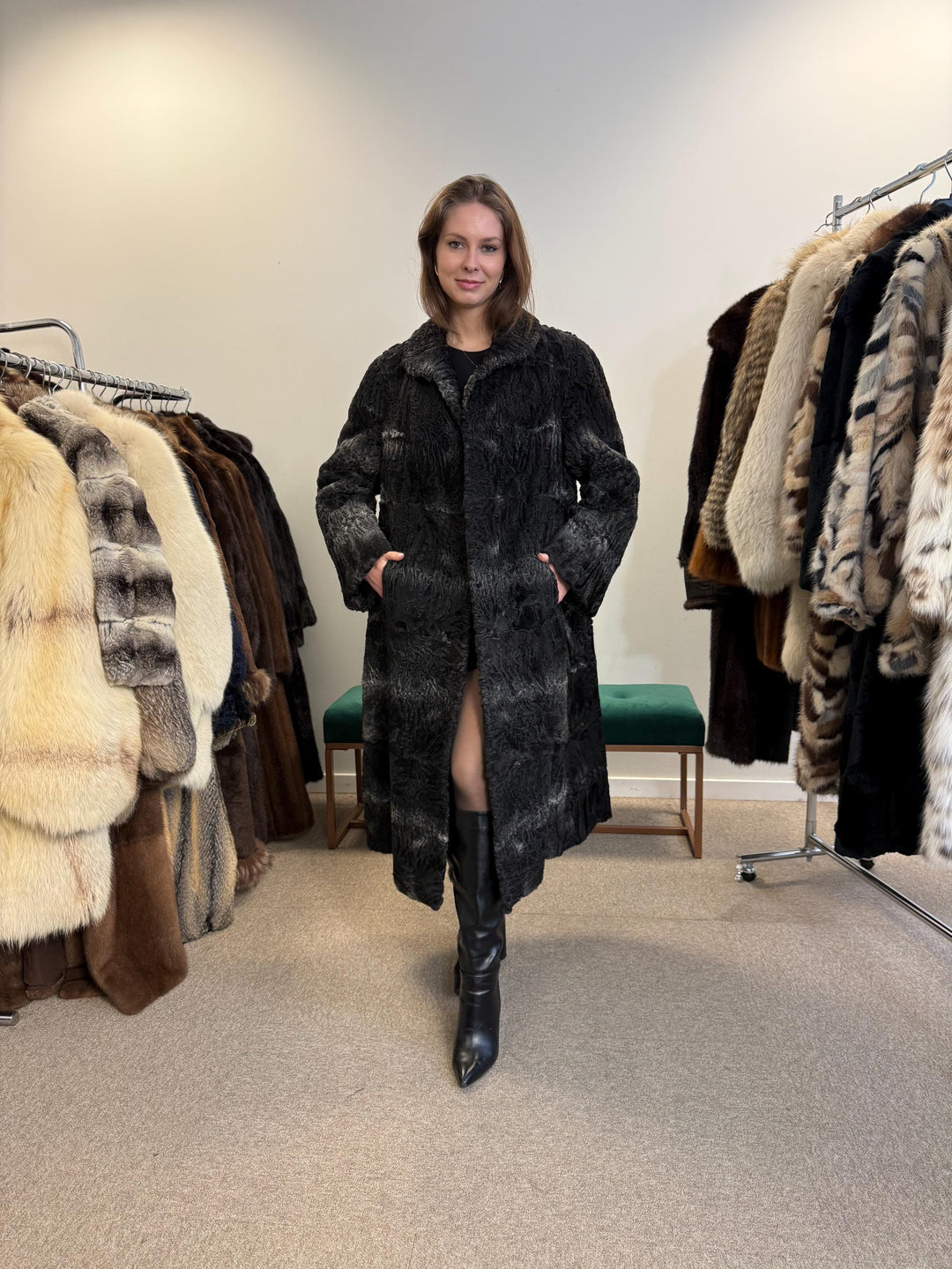 Luxury Swakara Astrakhan Coat, Long Fur Coat, Medium Size, Astrakhan Fur Coat, Real Fur, Astrakhan Fur Coat, Vintage Fur Coat, Women's Coat
