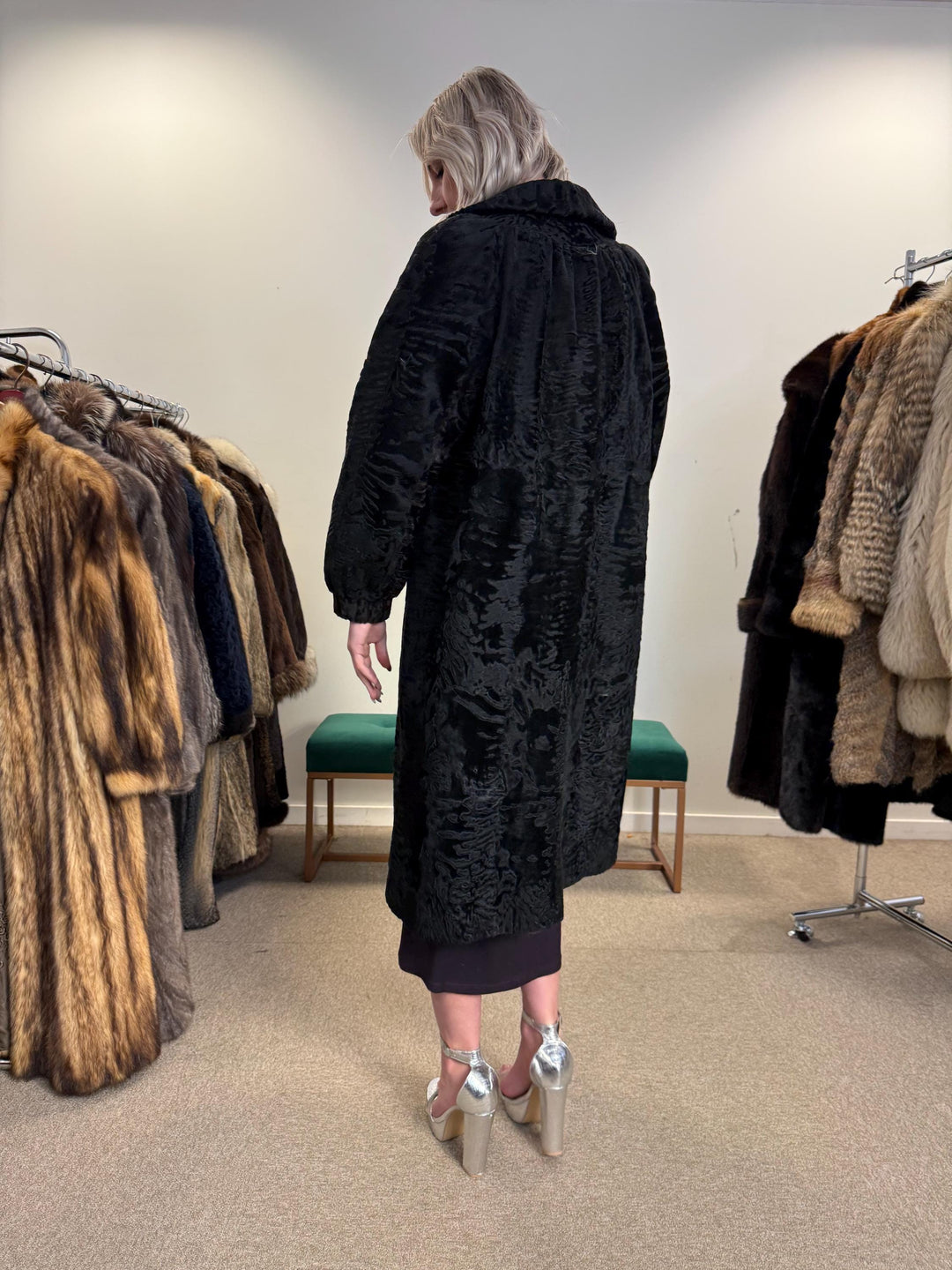 Long Astrakhan Coat, Medium Size, Astrakhan Fur Coat, Real Fur Coat, Astrakhan Fur Coat, Vintage Fur Coat, Women's Coat, Thick Fur Coat