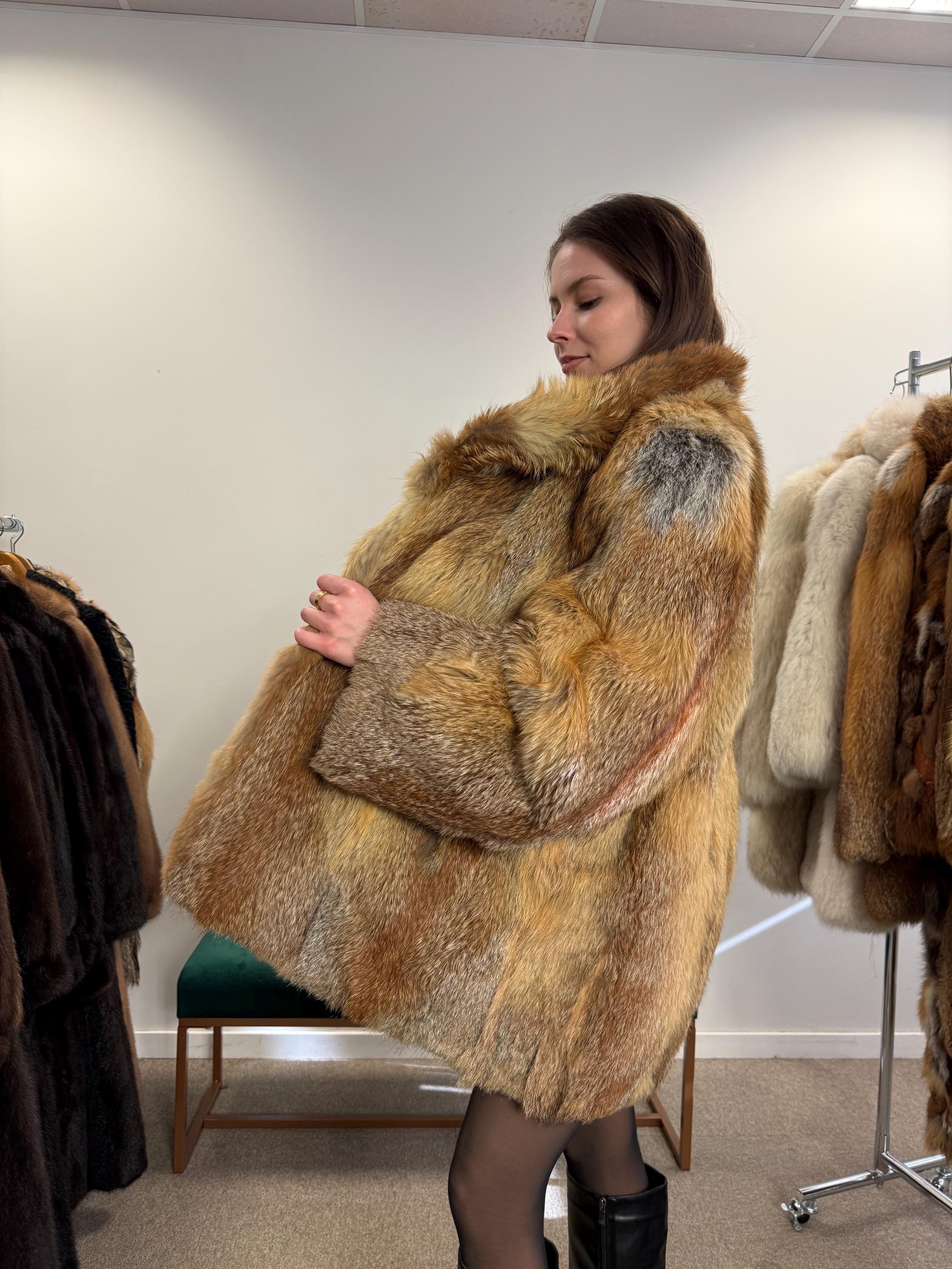 Red Fox Jacket, Large Size, Fur Coats Women, Real Fox Coat, Fox Fur Real, Fur Coat, Fluffy Fox Coat, Red Fox, Real Fur, Vintage Fur Coat
