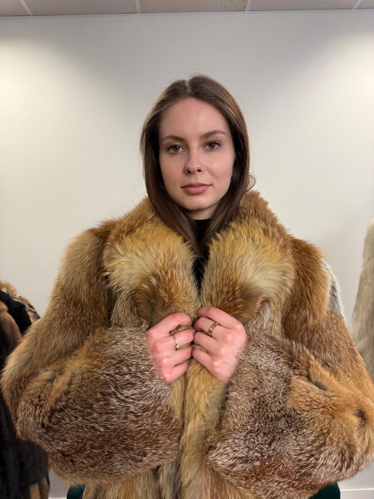 Red Fox Jacket, Large Size, Fur Coats Women, Real Fox Coat, Fox Fur Real, Fur Coat, Fluffy Fox Coat, Red Fox, Real Fur, Vintage Fur Coat
