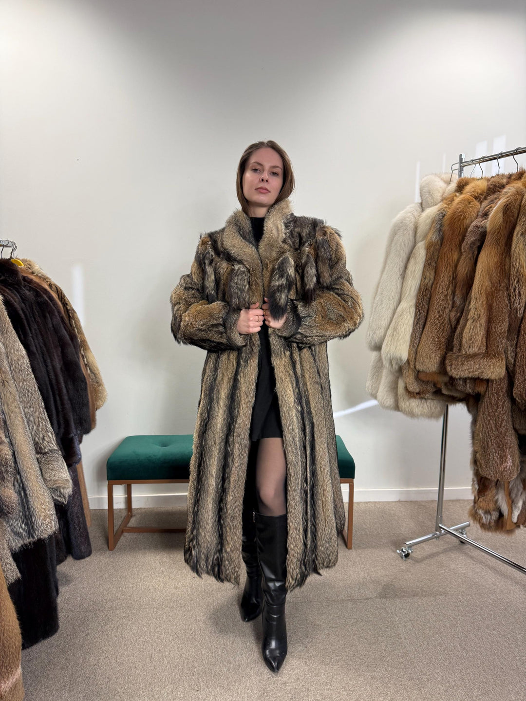 Full-Length Coyote Fur Coat, Large Size, Women's Fur Coat, Real Coyote Fur Coat, Coyote Coat Women, Vintage Fur Coat, Real Coyote Coat, Fur
