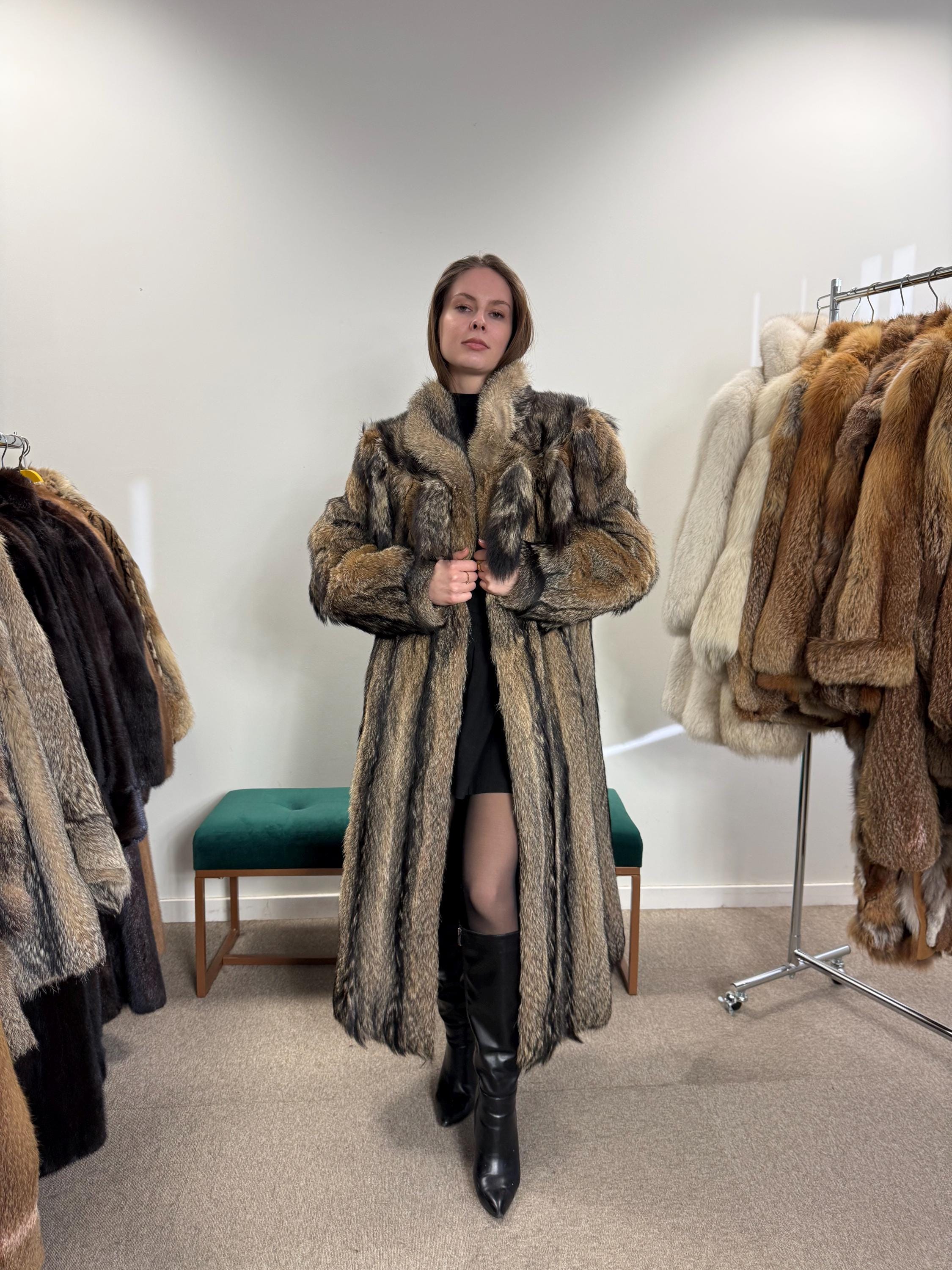 Full-Length Coyote Fur Coat, Large Size, Women's Fur Coat, Real Coyote Fur Coat, Coyote Coat Women, Vintage Fur Coat, Real Coyote Coat, Fur
