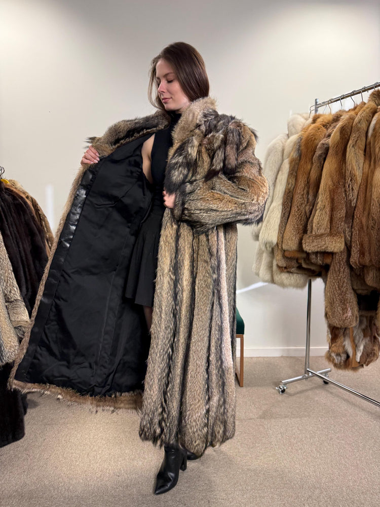 Full-Length Coyote Fur Coat, Large Size, Women's Fur Coat, Real Coyote Fur Coat, Coyote Coat Women, Vintage Fur Coat, Real Coyote Coat, Fur