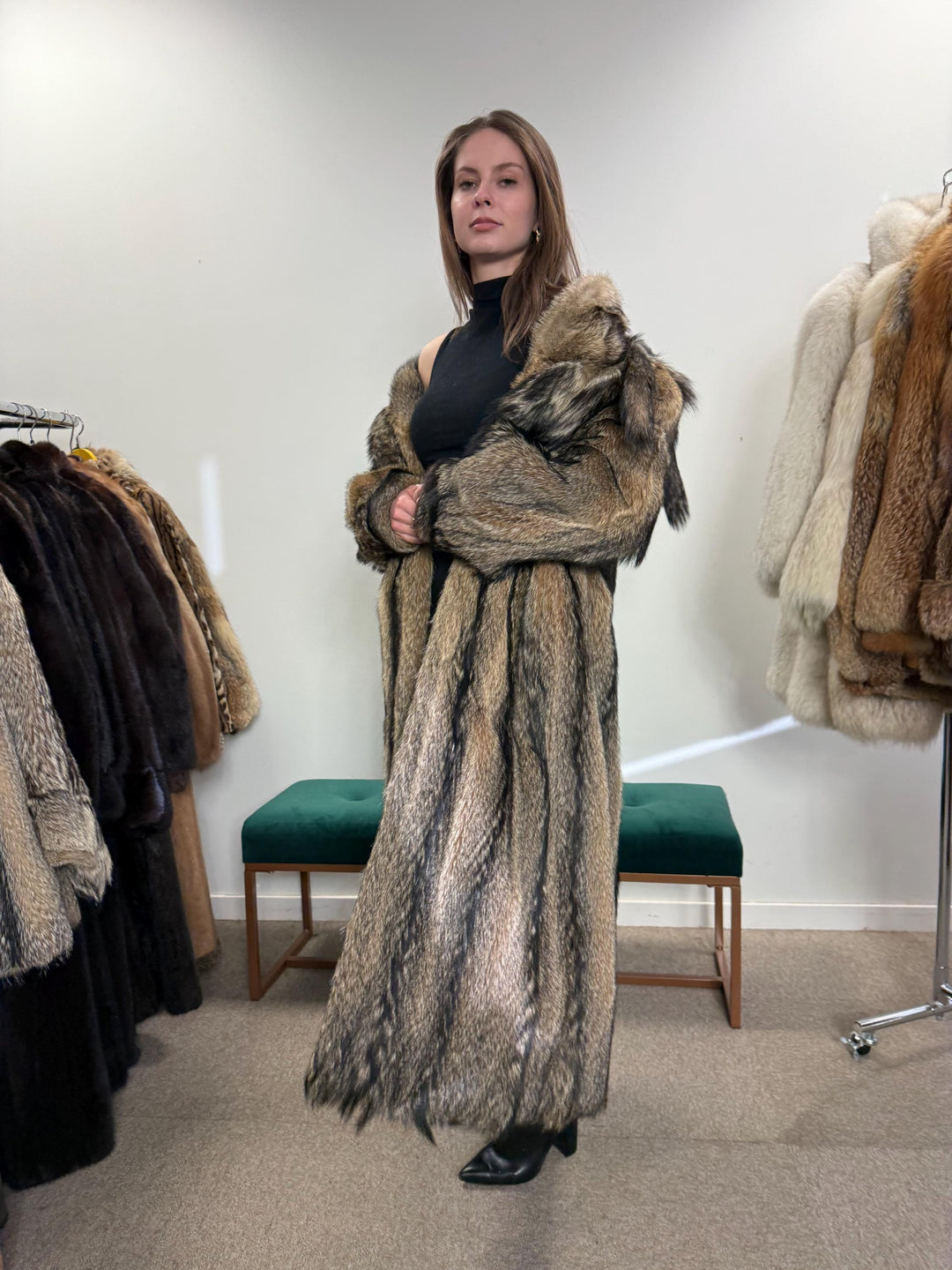 Full-Length Coyote Fur Coat, Large Size, Women's Fur Coat, Real Coyote Fur Coat, Coyote Coat Women, Vintage Fur Coat, Real Coyote Coat, Fur