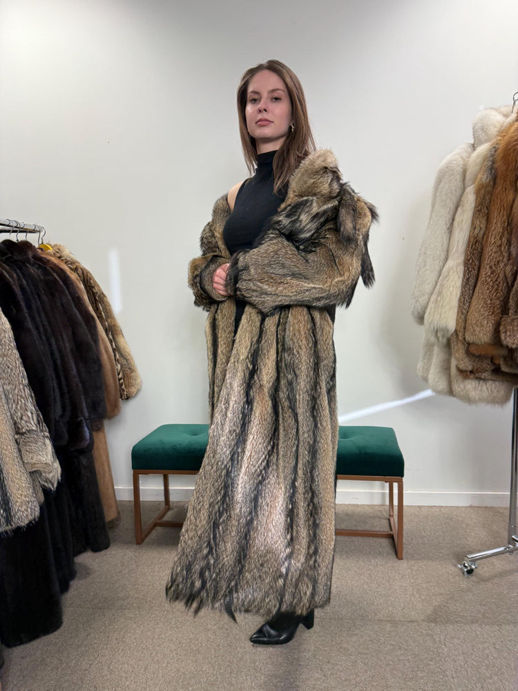Full-Length Coyote Fur Coat, Large Size, Women's Fur Coat, Real Coyote Fur Coat, Coyote Coat Women, Vintage Fur Coat, Real Coyote Coat, Fur