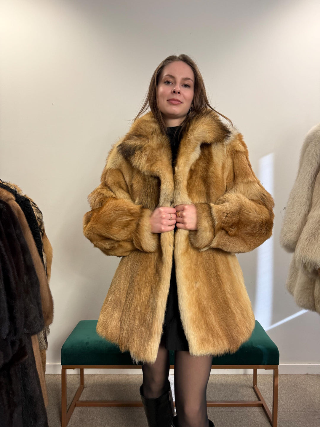 Golden Coyote Fur Coat, Large Size, Women's Fur Coat, Real Coyote Fur Coat, Coyote Coat Women, Vintage Fur Coat, Coyote Fur Coat, Real Fur