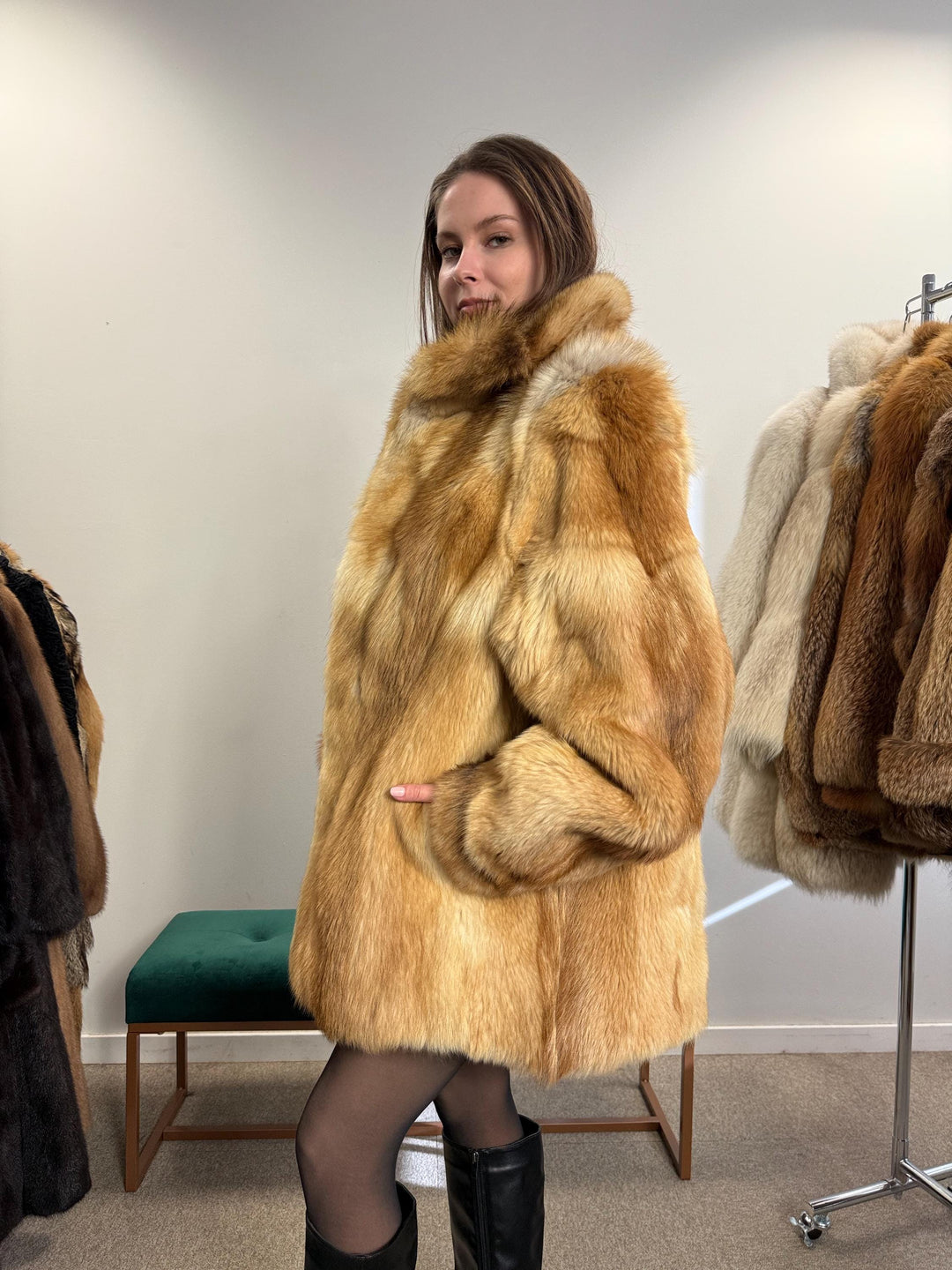Golden Coyote Fur Coat, Large Size, Women's Fur Coat, Real Coyote Fur Coat, Coyote Coat Women, Vintage Fur Coat, Coyote Fur Coat, Real Fur