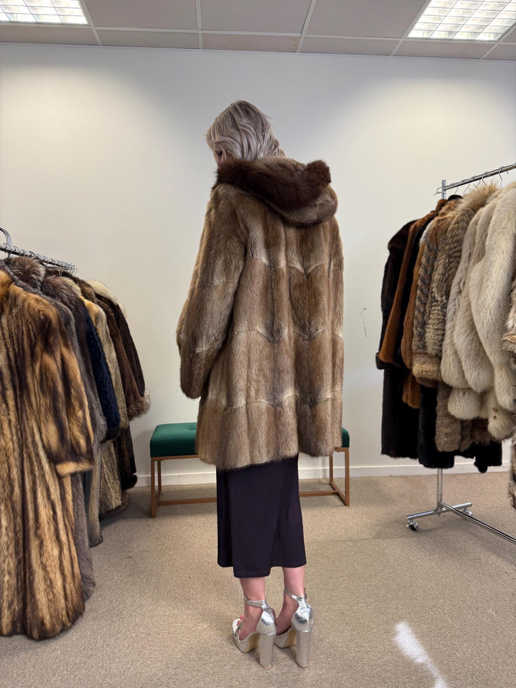 Muskrat Fur Coat, Hooded Muskrat Coat, Medium Size, Vintage Fur Coat, Soft Muskrat Coat, Brown Fur Coat, Women's Fur Coat, Real Muskrat Fur