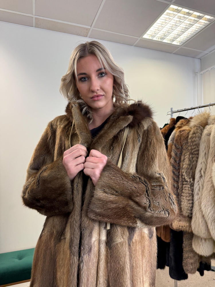Muskrat Fur Coat, Hooded Muskrat Coat, Medium Size, Vintage Fur Coat, Soft Muskrat Coat, Brown Fur Coat, Women's Fur Coat, Real Muskrat Fur