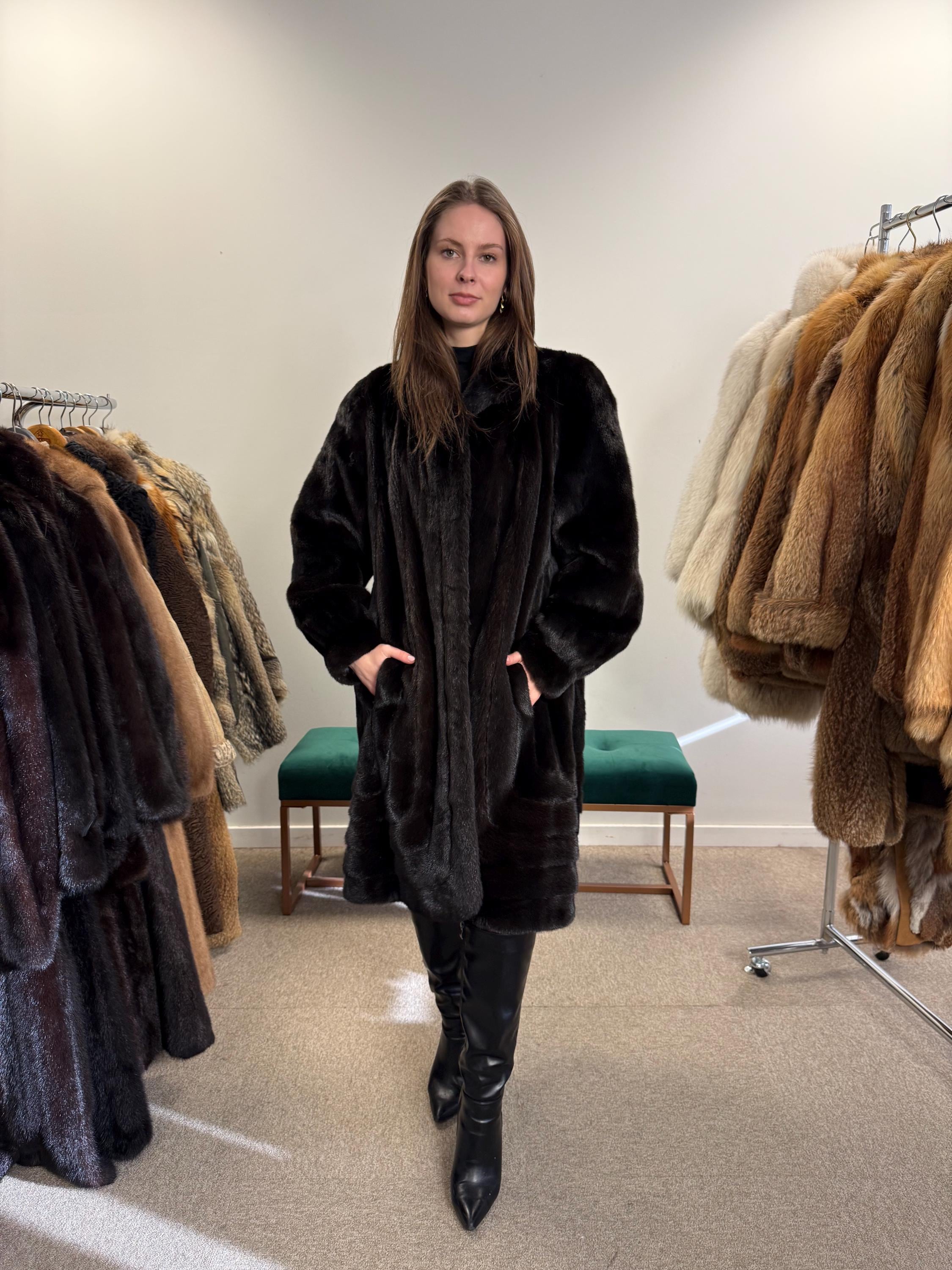 Black Mink Fur Coat, XL Size, Mink Coat, Real Fur Coat, Fur Coats, Mink Coat, Black Mink, Black Mink Coat, Womens Fur Coat, Luxury Mink Coat
