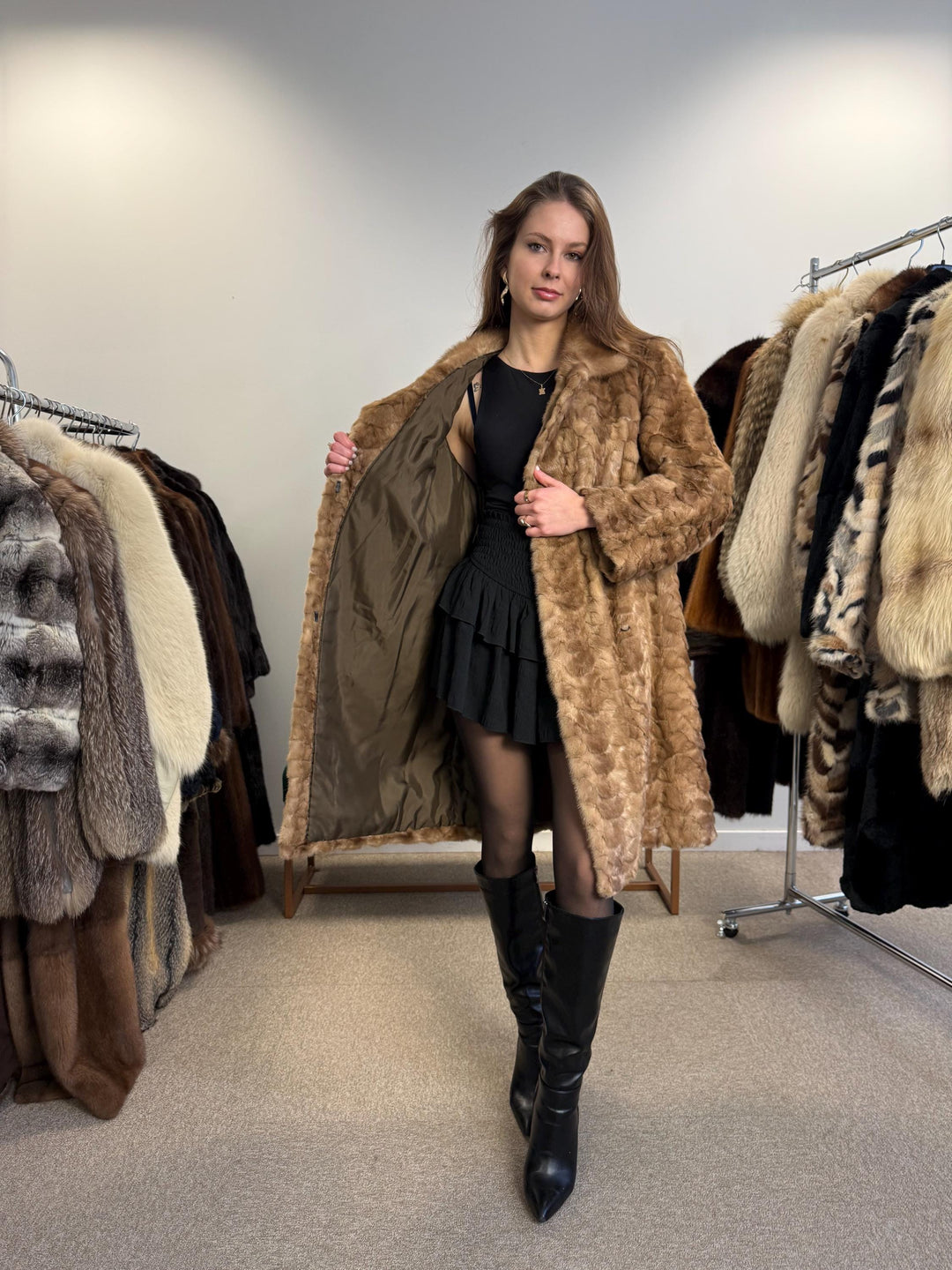 Pastel Mink Coat, Medium Size, Women's Fur Coat, Pastel Mink Fur Coat, Light Luxury Fur Coat, Full-Length Mink Coat, Pastel Mink, Real Fur