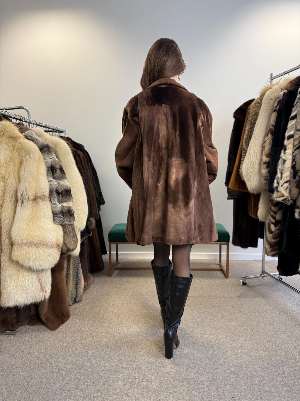 Dark Brown Velvet Fur Jacket, Vintage Lackotter Fur, Large Size, Sheared Muskrat Seal-Look Coat, Luxury Fur Jacket, Velvet Jacket, Luxury