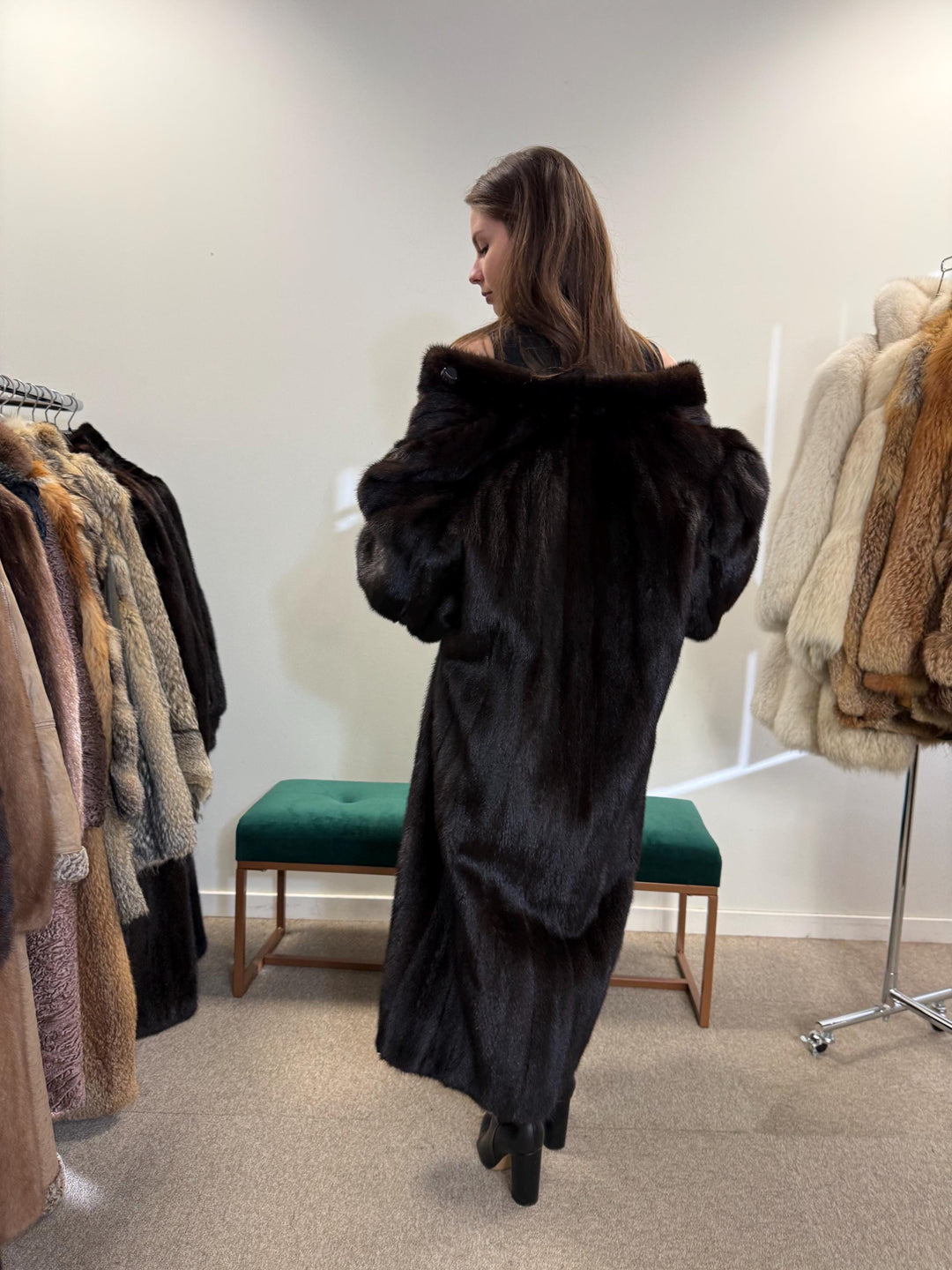 Oversized Dark Brown Mink Coat, 4XL Size, Special Design, Vintage Luxurious Style, Premium Quality Fur, Real Mink Fur, Soft & Thick Fur Coat