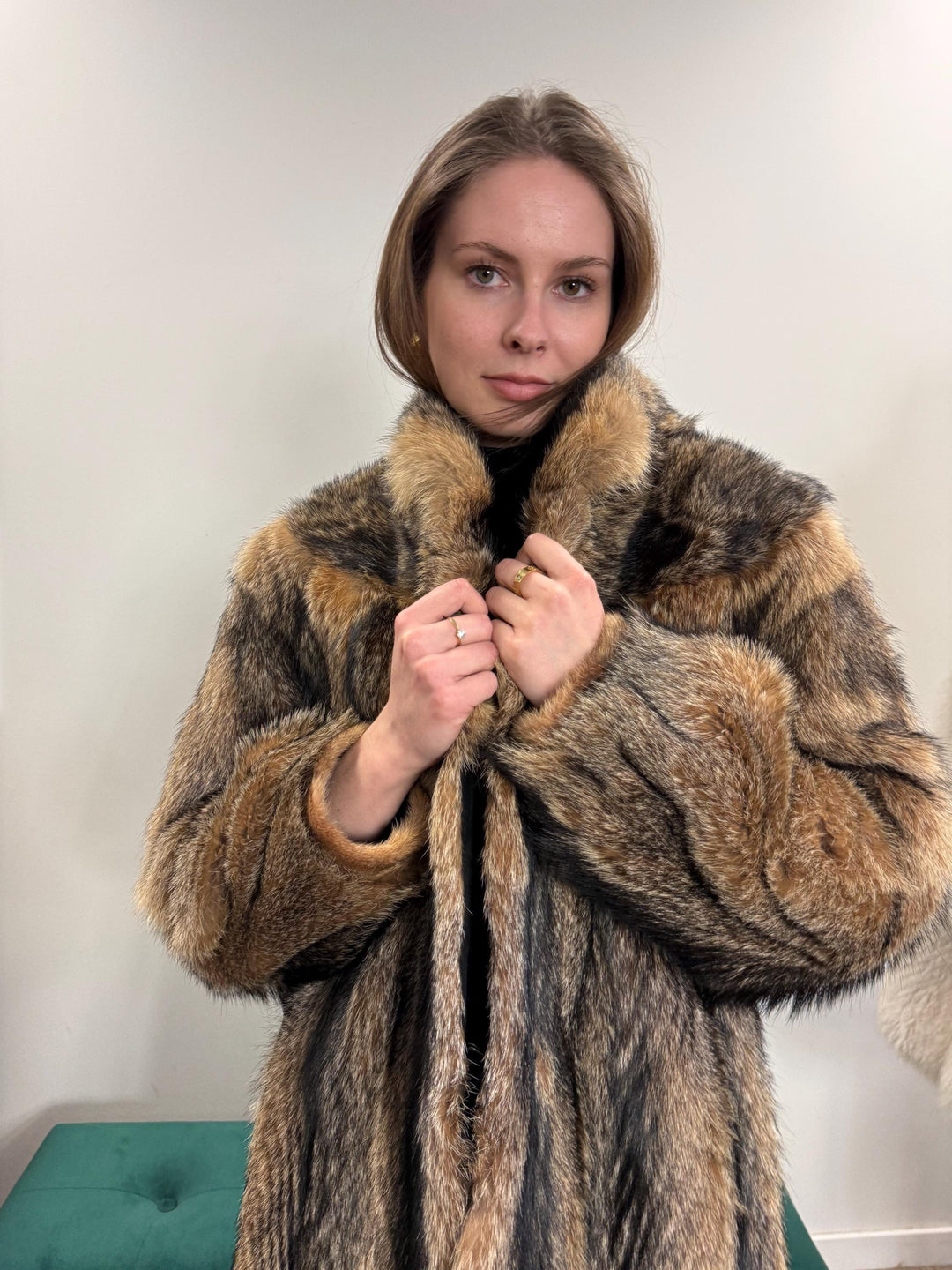 Full-Length Coyote Fur Coat, small Size, Women's Fur Coat, Real Coyote Fur Coat, Coyote Coat Women, Vintage Fur Coat, Real Coyote Coat, Fur