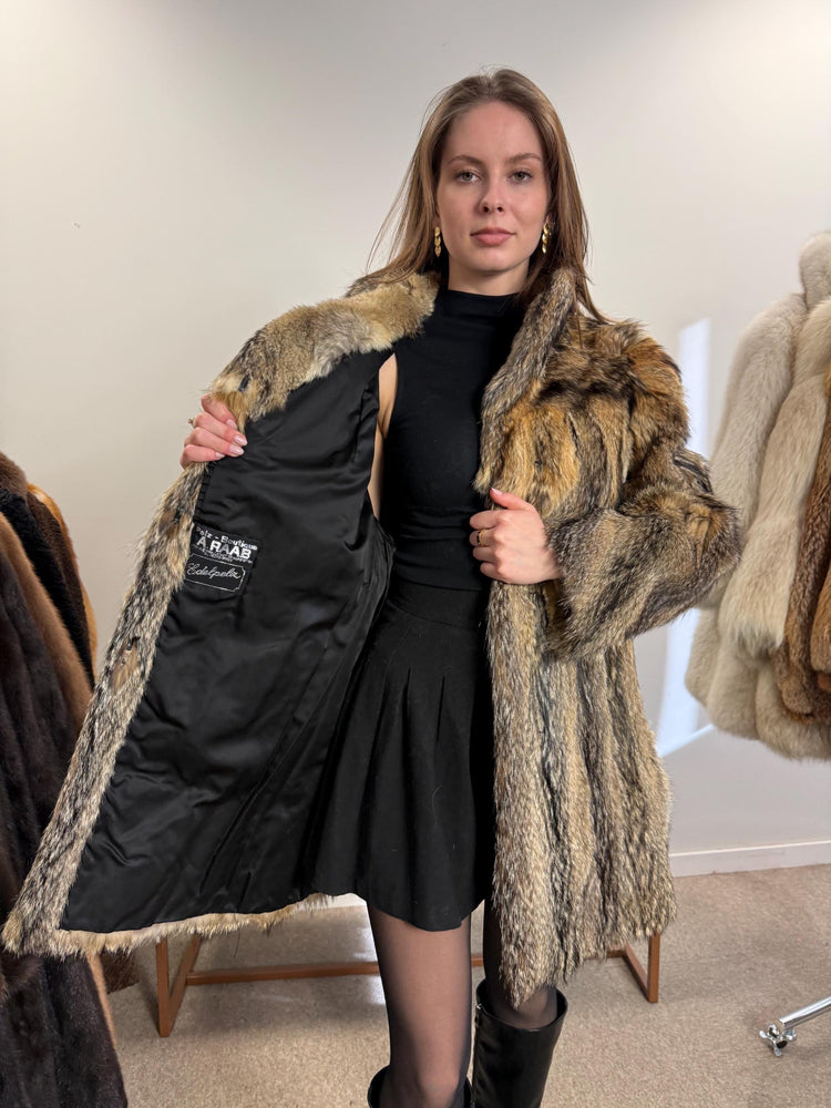 Coyote Fur Coat, Medium Size, Real Fur with Perfect Black Lining, Vintage Style, Luxurious and Warm Women's Outerwear, Coyote Fur Jacket