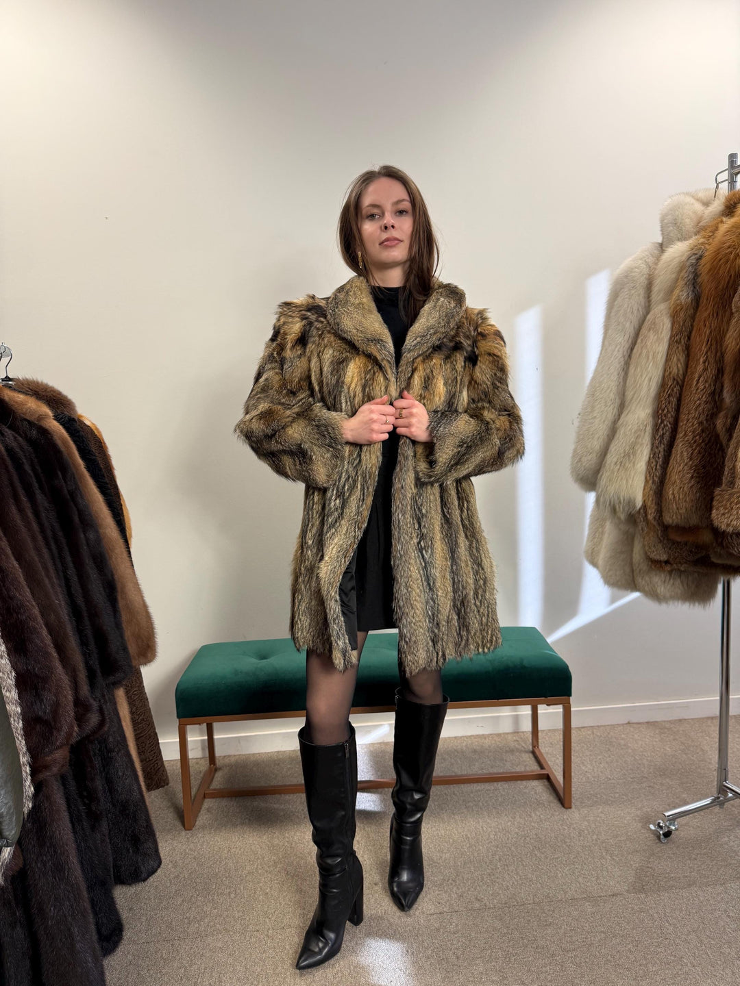Coyote Fur Coat, Medium Size, Real Fur with Perfect Black Lining, Vintage Style, Luxurious and Warm Women's Outerwear, Coyote Fur Jacket
