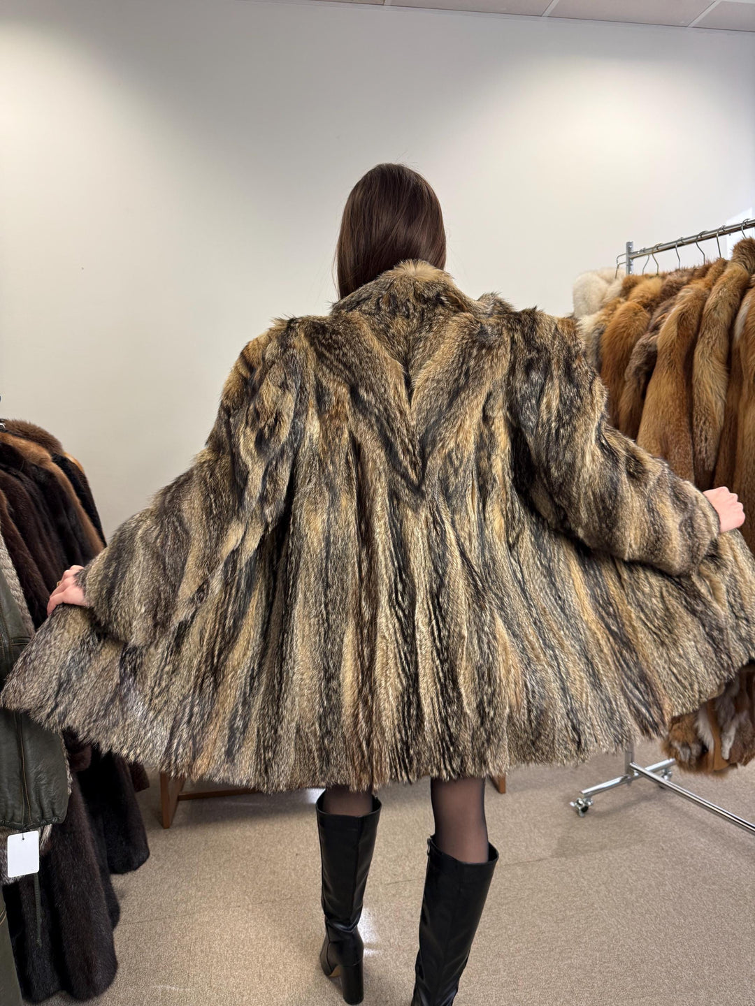 Coyote Fur Coat, Medium Size, Real Fur with Perfect Black Lining, Vintage Style, Luxurious and Warm Women's Outerwear, Coyote Fur Jacket