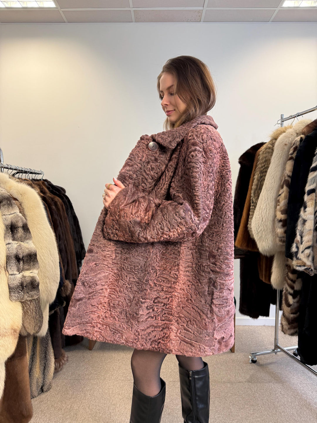 Brown Astrakhan Jacket, Thick Astrakhan Coat, XXL Size, Real Fur Jacket, Vintage Fur Coat, Brown Fur Coat, Women's Fur Coat, Fur Jacket