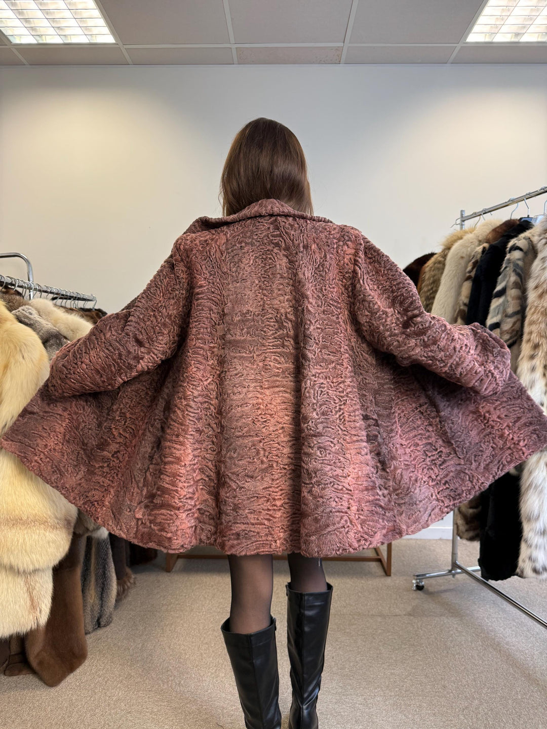 Brown Astrakhan Jacket, Thick Astrakhan Coat, XXL Size, Real Fur Jacket, Vintage Fur Coat, Brown Fur Coat, Women's Fur Coat, Fur Jacket