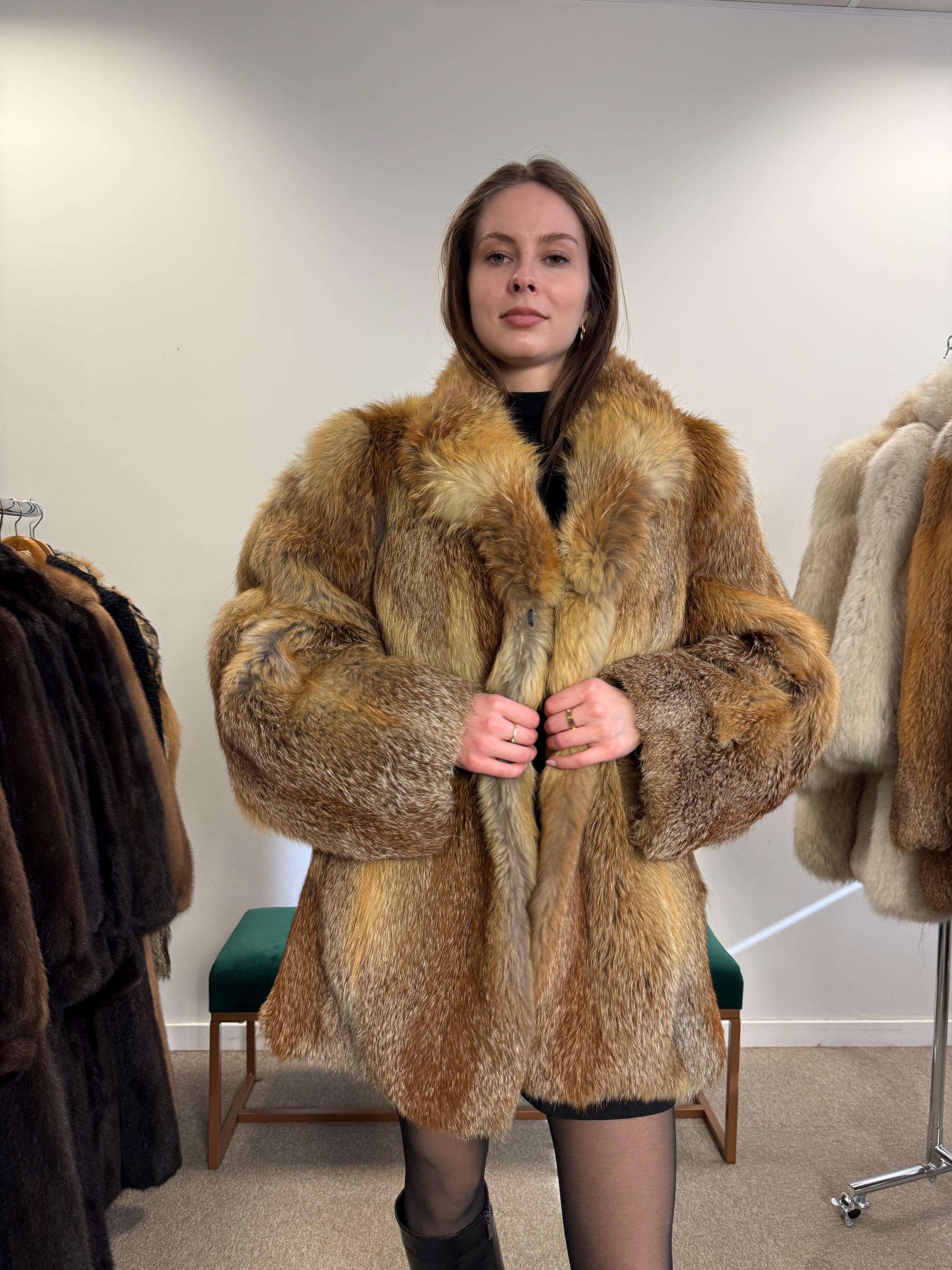 Red Fox Jacket, Large Size, Fur Coats Women, Real Fox Coat, Fox Fur Real, Fur Coat, Fluffy Fox Coat, Red Fox, Real Fur, Vintage Fur Coat