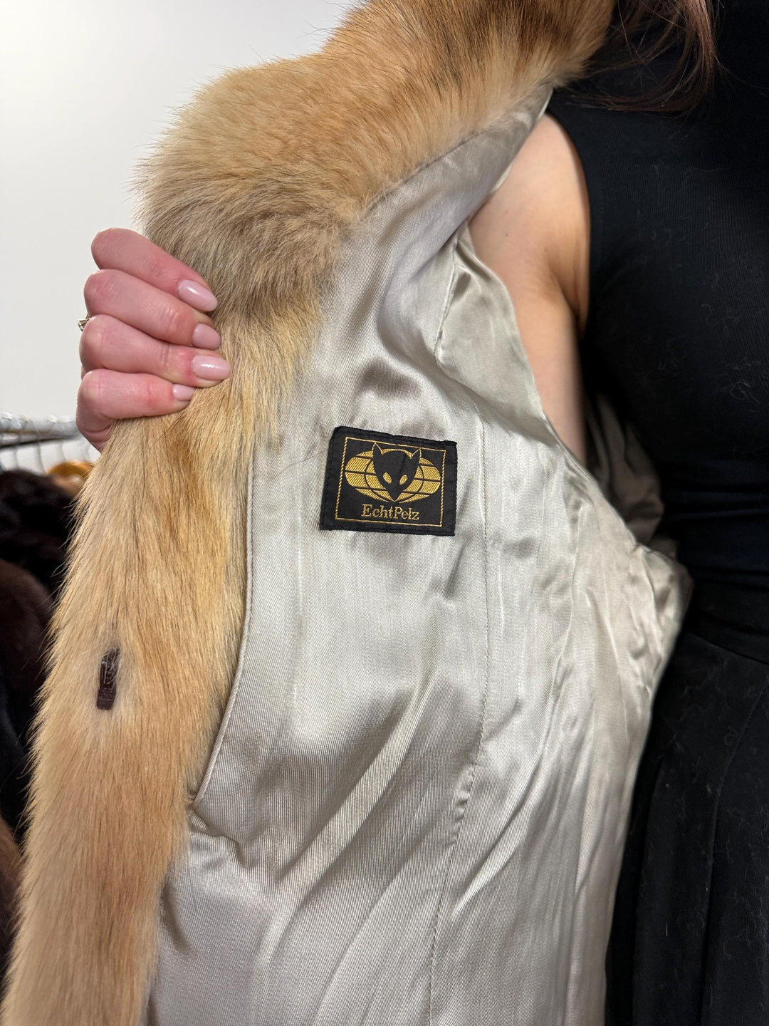 Golden Coyote Fur Coat, Large Size, Women's Fur Coat, Real Coyote Fur Coat, Coyote Coat Women, Vintage Fur Coat, Coyote Fur Coat, Real Fur