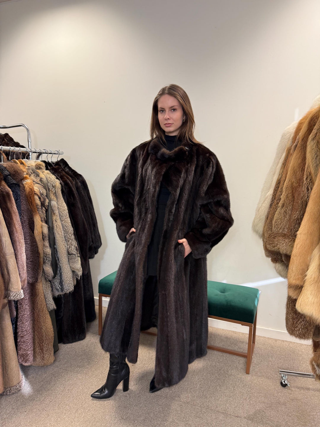 Oversized Dark Brown Mink Coat, 4XL Size, Special Design, Vintage Luxurious Style, Premium Quality Fur, Real Mink Fur, Soft & Thick Fur Coat