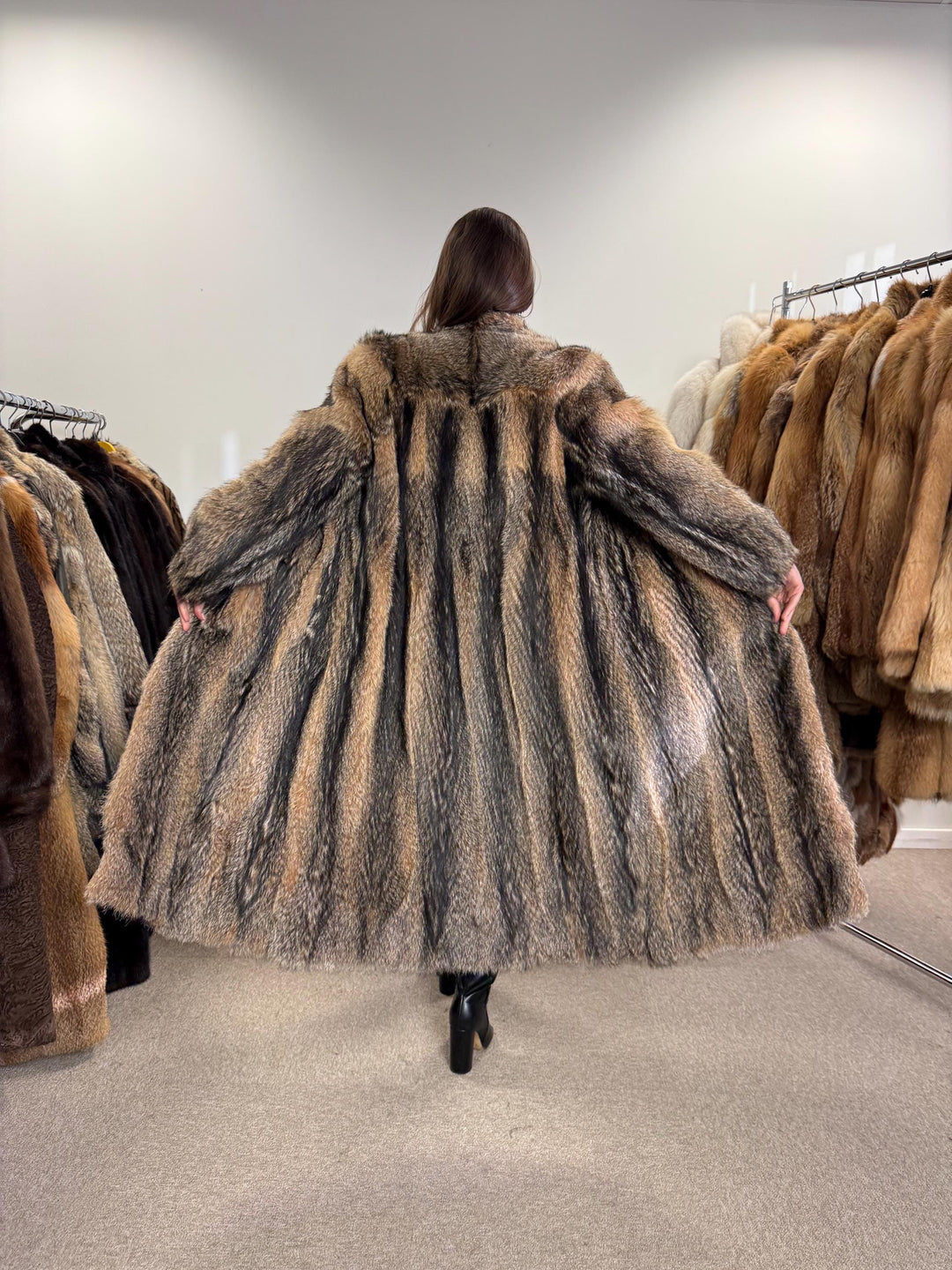 Full-Length Coyote Fur Coat, small Size, Women's Fur Coat, Real Coyote Fur Coat, Coyote Coat Women, Vintage Fur Coat, Real Coyote Coat, Fur