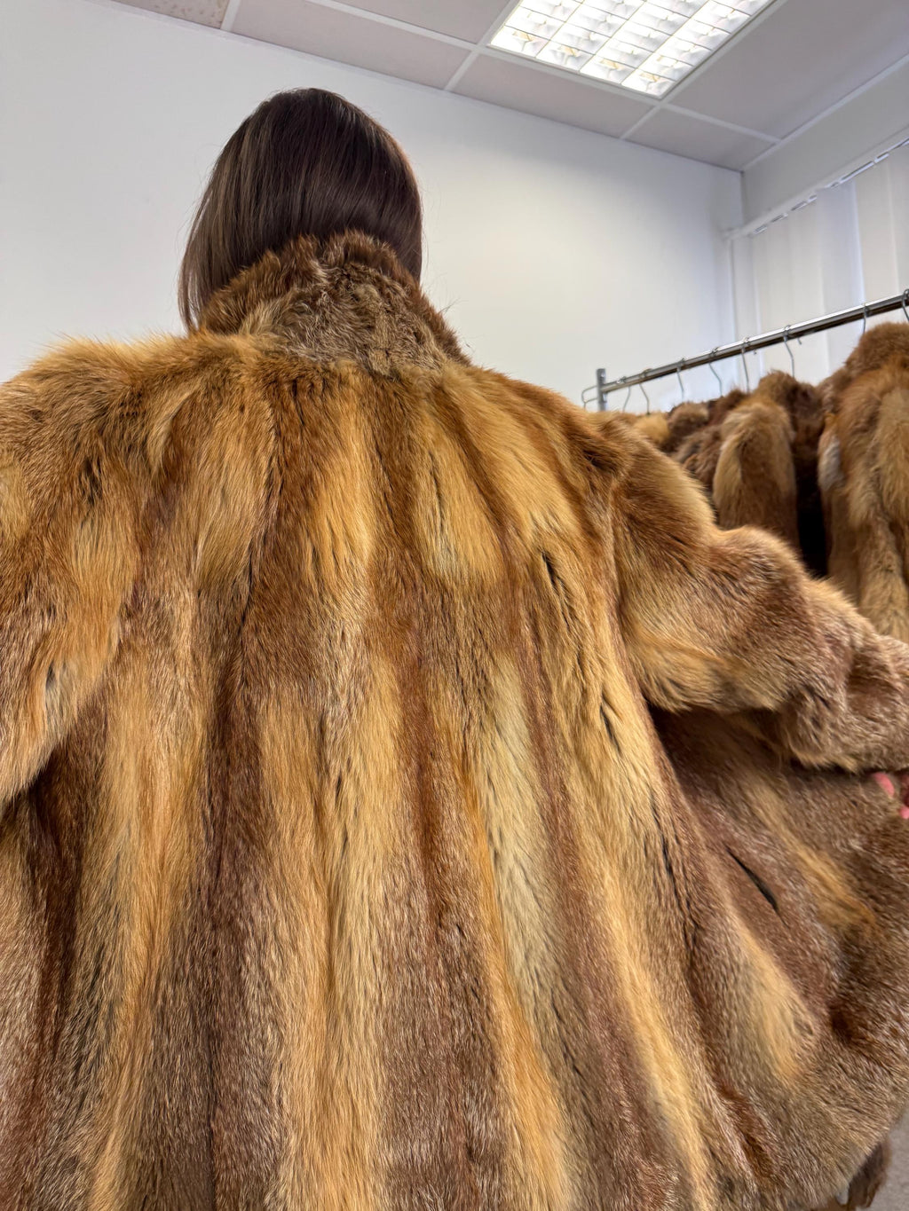 Outlet Red Fox Fur Coat, Medium Size, Vintage Fur Coat, Fur Coat Women, Real Fox Coat, Fox Fur Jacket, Fur, Fox Coat, Red Fox,damaged lining