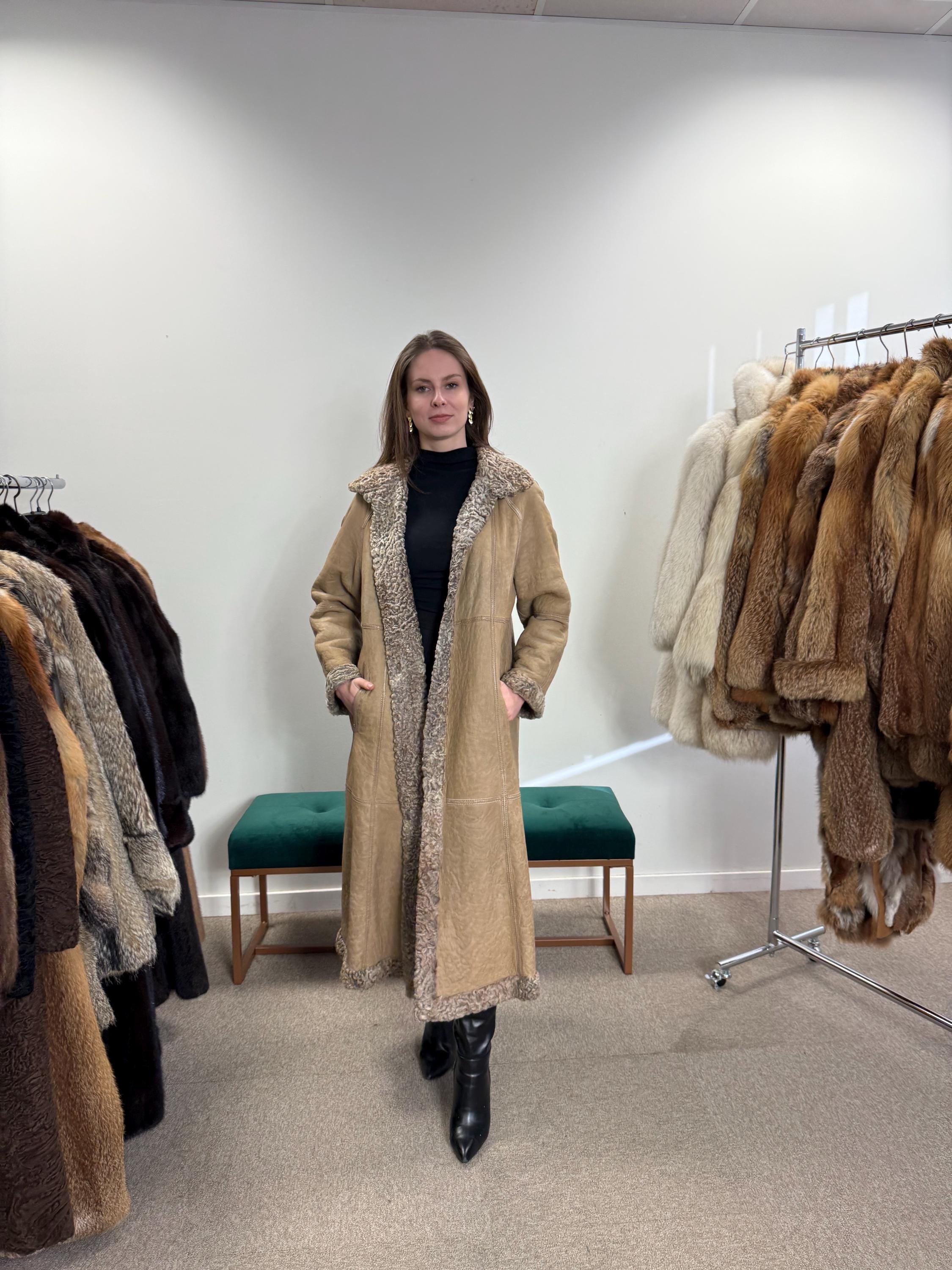 Double Sided Astrakhan Fur Coat, M Size, Long Fur Coat, Astrakhan Fur Coat, Women's Fur Coat, Vintage Fur Coat, Real Fur Coat, Thick Fur