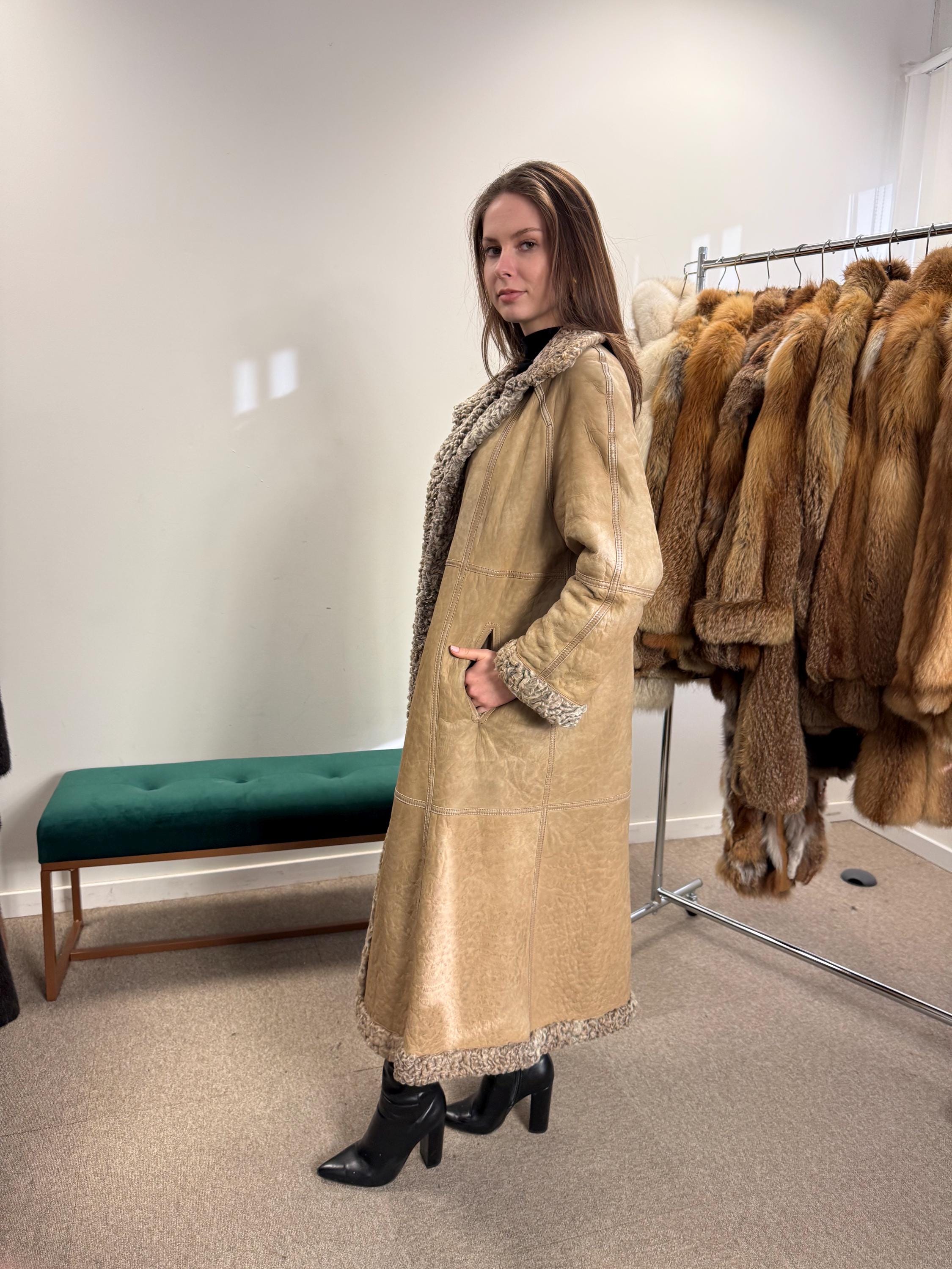 Double Sided Astrakhan Fur Coat, M Size, Long Fur Coat, Astrakhan Fur Coat, Women's Fur Coat, Vintage Fur Coat, Real Fur Coat, Thick Fur