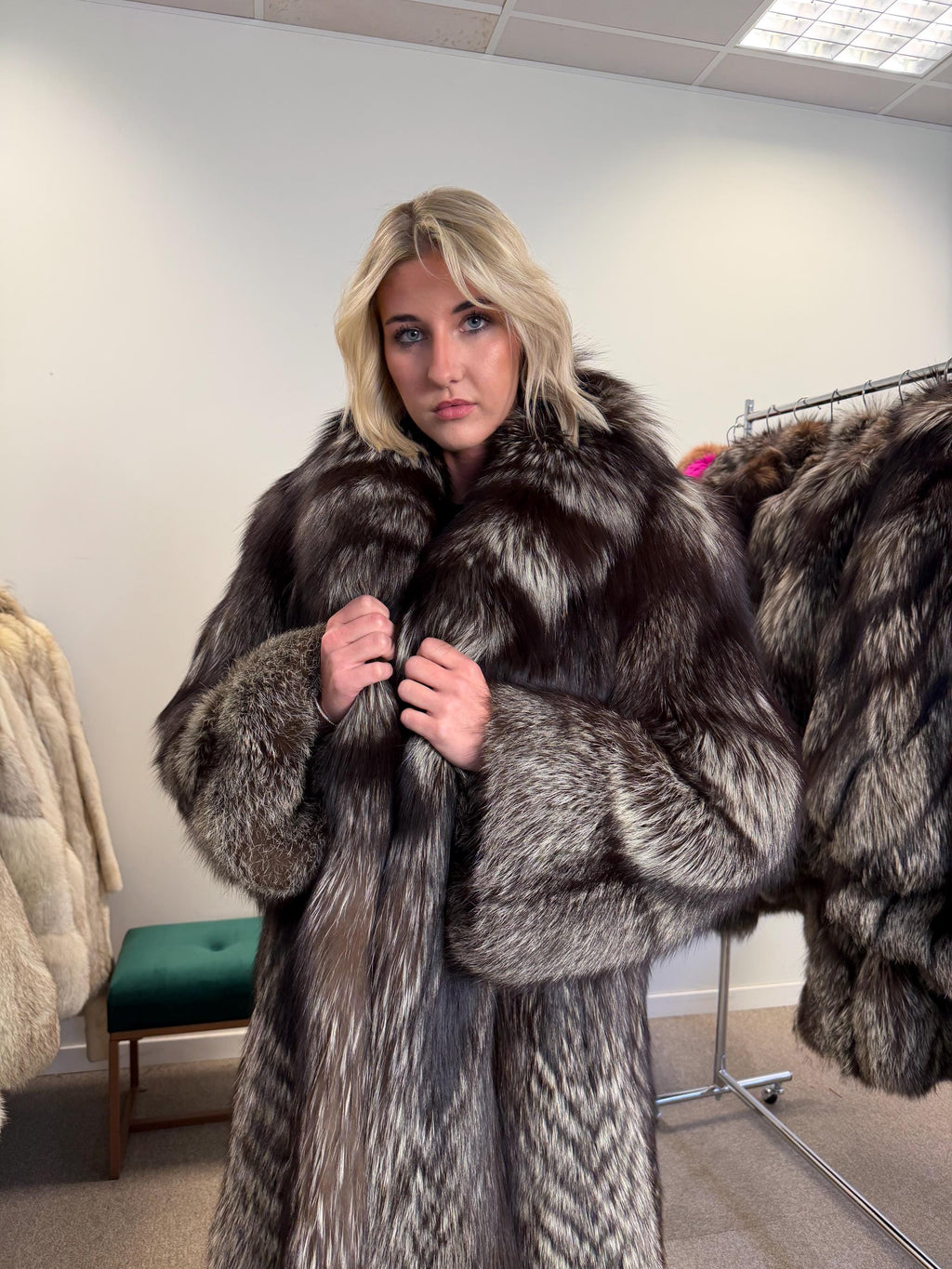 Silver Fox Fur Coat, XL Size, Real Fur Coat, Vintage Fox Fur, Fox Silver Coat, Women Fox Fur Coat, Real Fox, Nordic Fox, Elegant Fox Fur