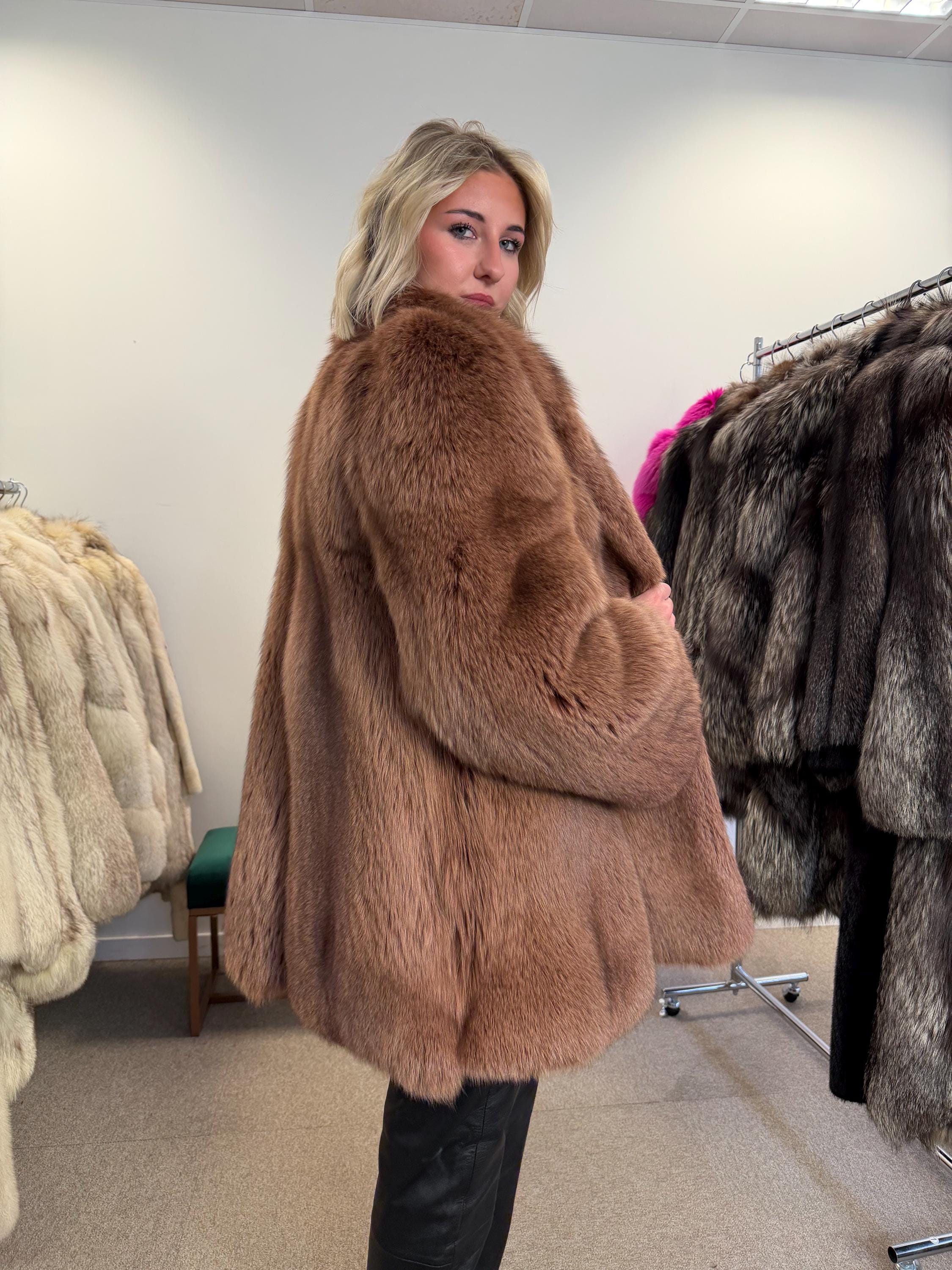 Sable colour Brown fox fur coat full fluffy, medium size, real fur coat, fox fur coat, fur coat women, vintage fur coat, excellent