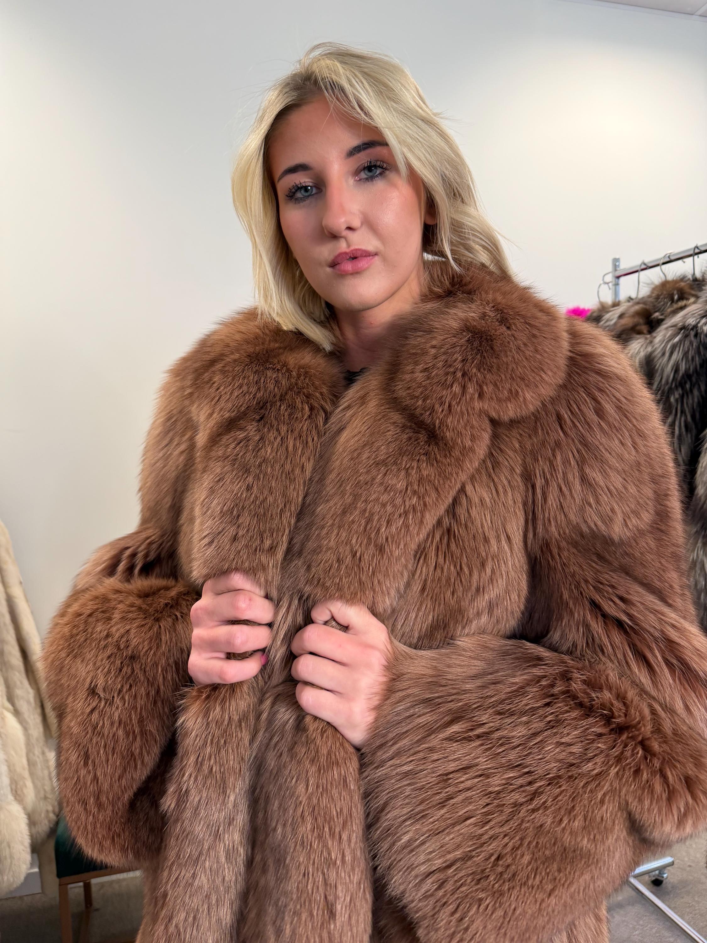 Sable colour Brown fox fur coat full fluffy, medium size, real fur coat, fox fur coat, fur coat women, vintage fur coat, excellent