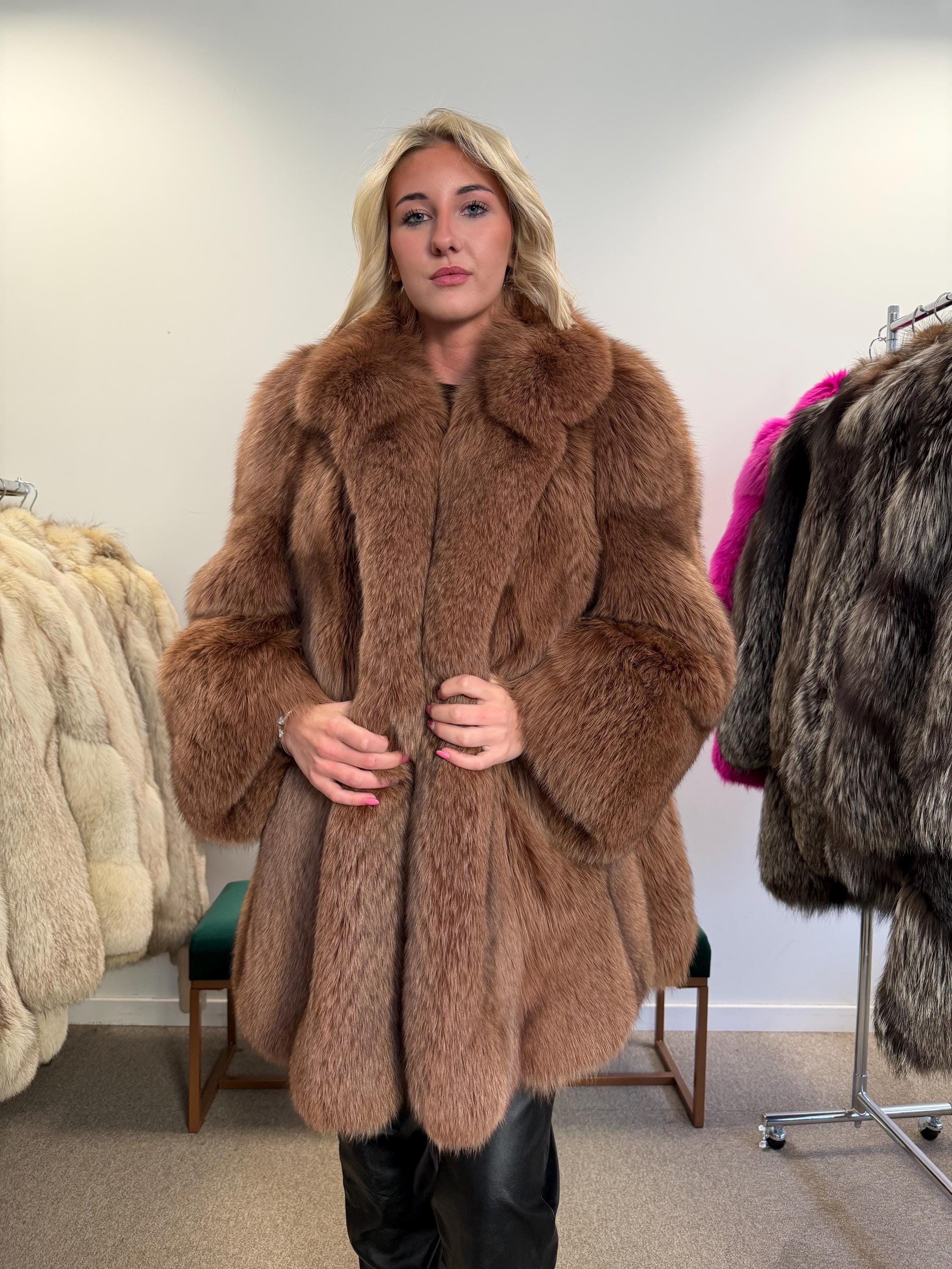 Sable colour Brown fox fur coat full fluffy, medium size, real fur coat, fox fur coat, fur coat women, vintage fur coat, excellent