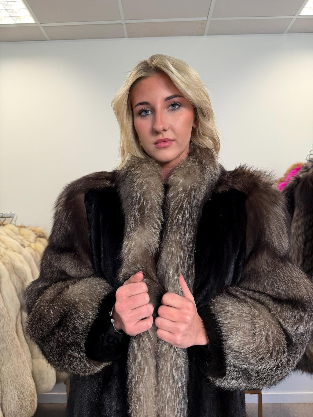 Black Mink Fur Coat, Large Size, Full Black Fur Coat, Excellent Real Black Mink Fur, Vintage Fur Coat, Rare Find Mink Coat, High Fur Quality