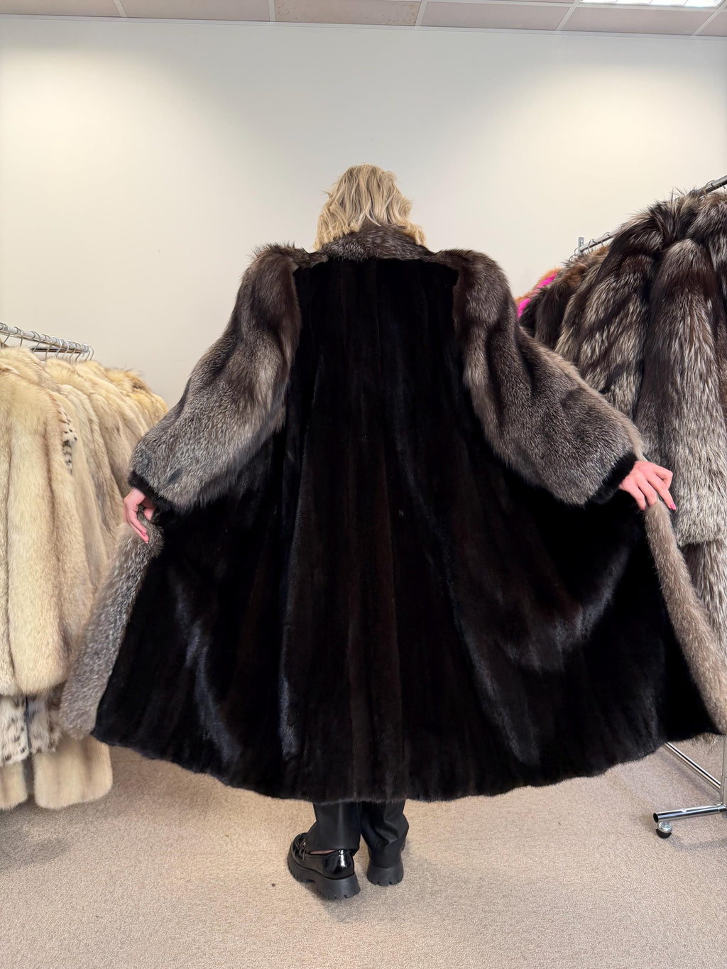 Black Mink Fur Coat, Large Size, Full Black Fur Coat, Excellent Real Black Mink Fur, Vintage Fur Coat, Rare Find Mink Coat, High Fur Quality