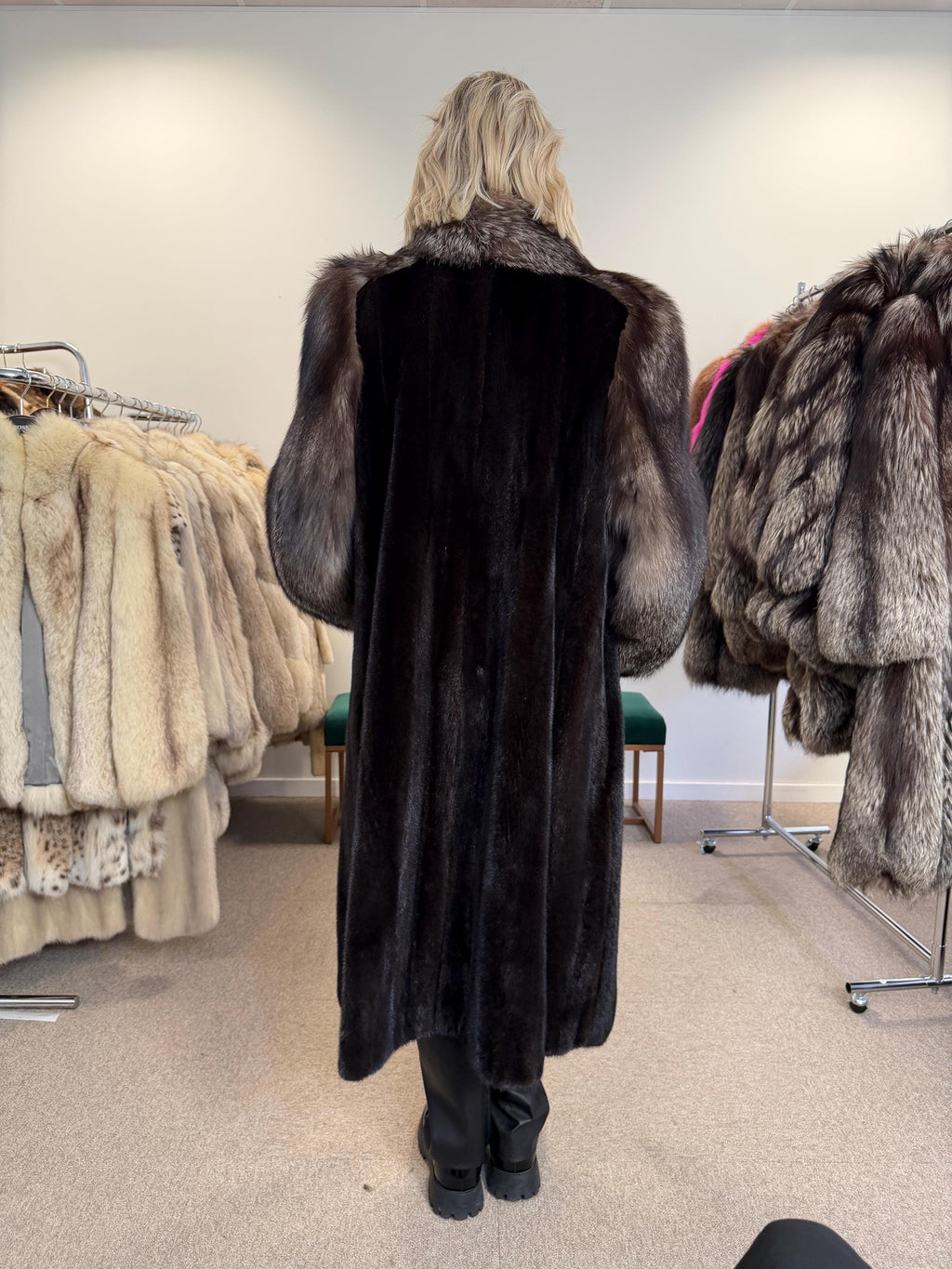 Black Mink Fur Coat, Large Size, Full Black Fur Coat, Excellent Real Black Mink Fur, Vintage Fur Coat, Rare Find Mink Coat, High Fur Quality