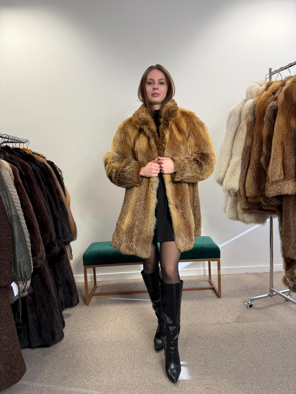 Outlet Red Fox Fur Coat, Medium Size, Vintage Fur Coat, Fur Coat Women, Real Fox Coat, Fox Fur Jacket, Fur, Fox Coat, Red Fox,damaged lining