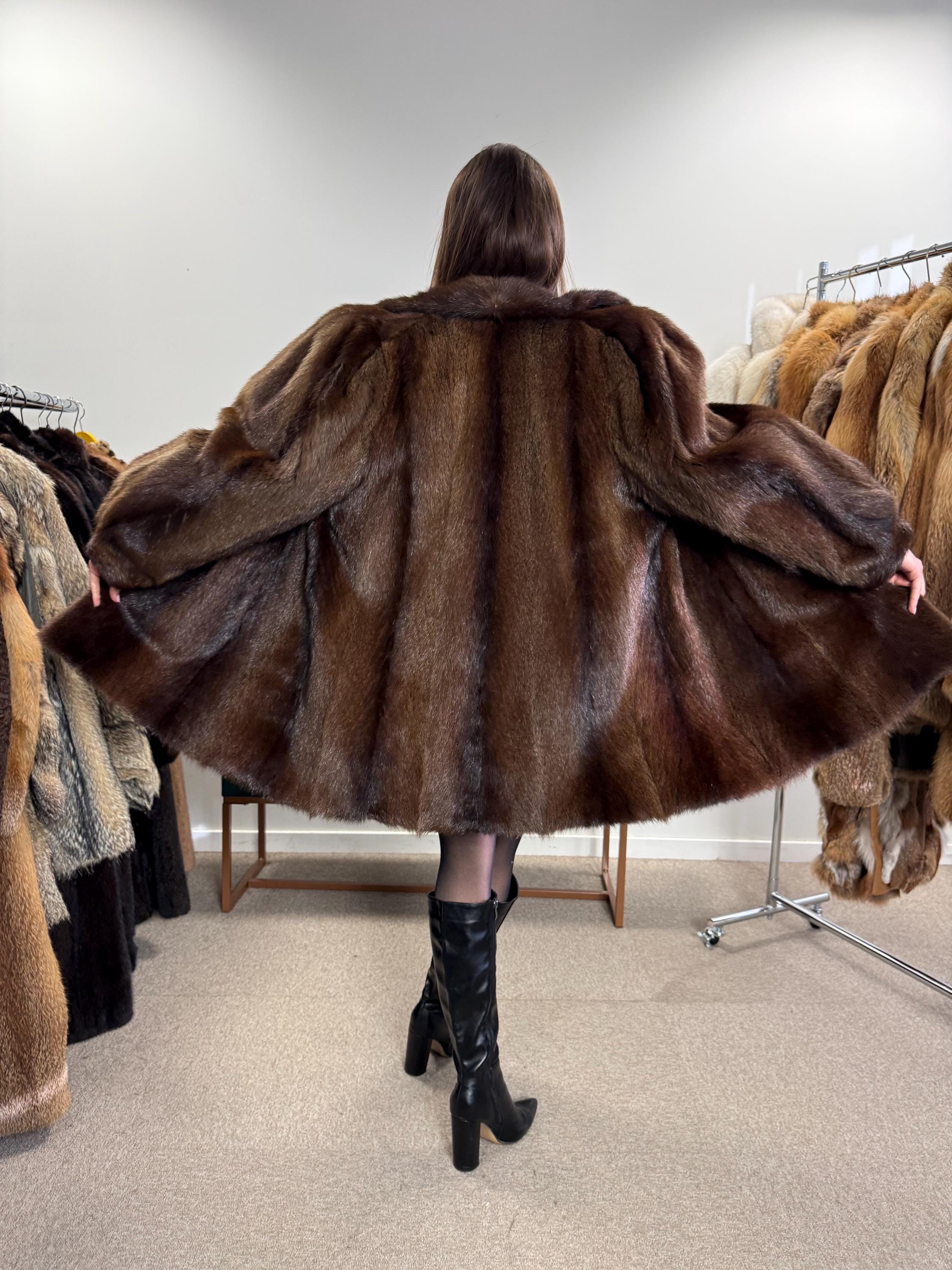 Brown Beaver Fur Coat, Large Size, Beaver Coat, Real Fur, Women's Fur Coat, Vintage Fur Coat, Brown Fur Coat, Fur Coat Women, Large Fur Coat