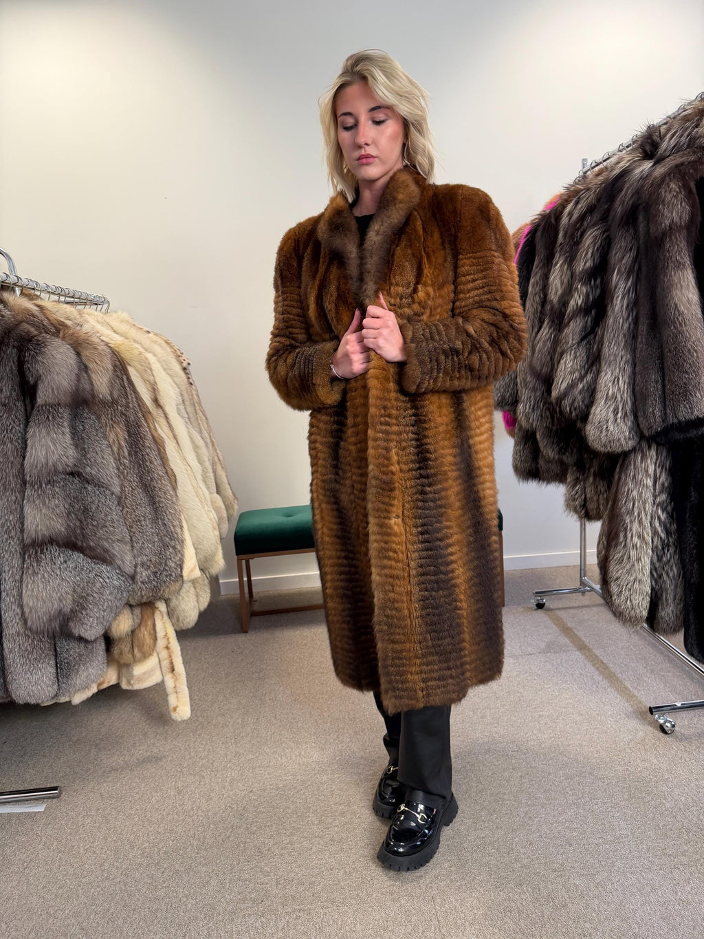 Black Possum Fur Coat, Large Size, Luxury Fur Coat, Real Fur Coat, Full-Length Possum Fur Coat, Vintage Fur Coat, Women's Fur Coat, Real Fur